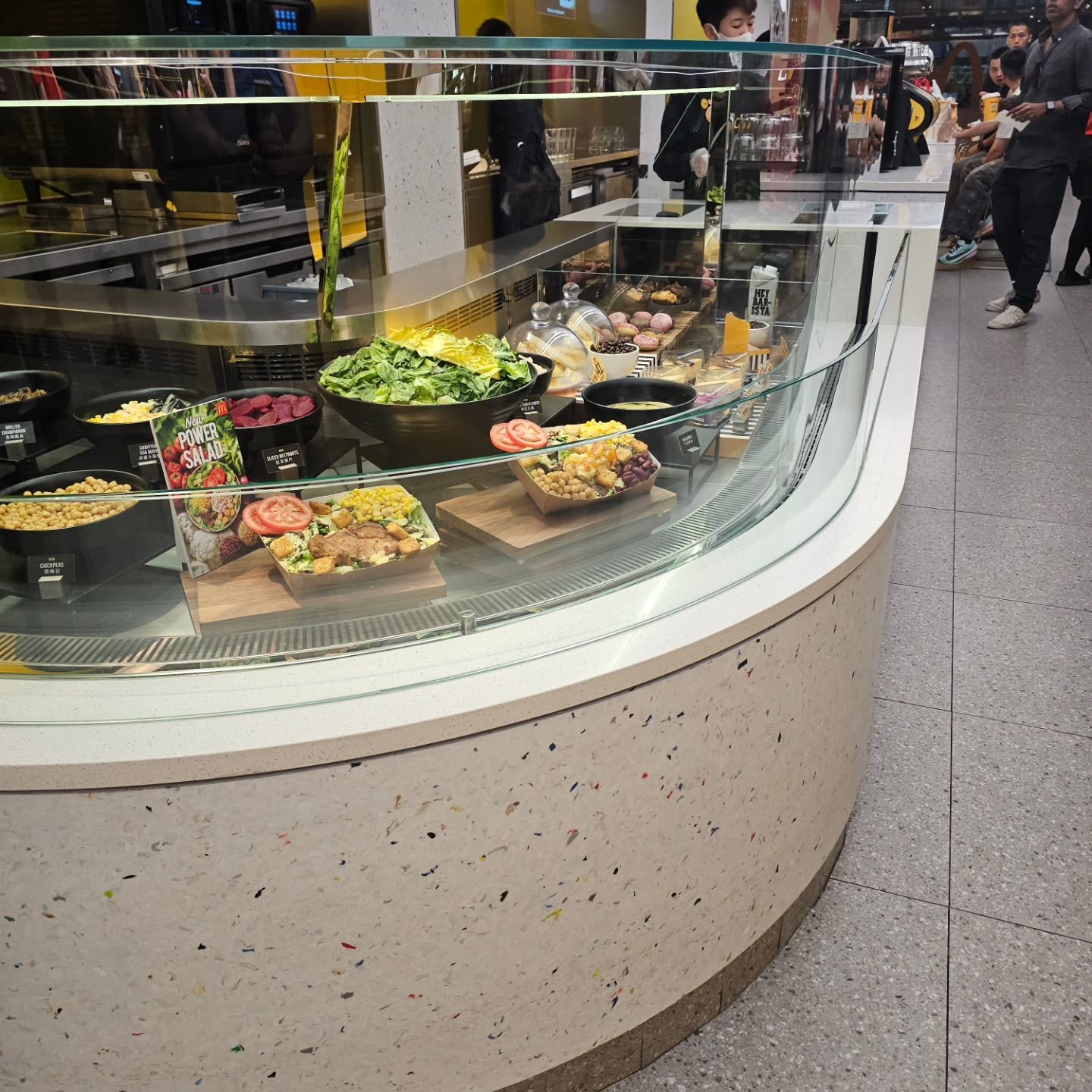 Super excited to make our 1st visit to the flagship Admiralty Mc Donald's - so prominently featuring Replasterial - since confirmation of our exclusive partnership.
3 different colourways were used, including CNC cutting incorporating curves.  These 
