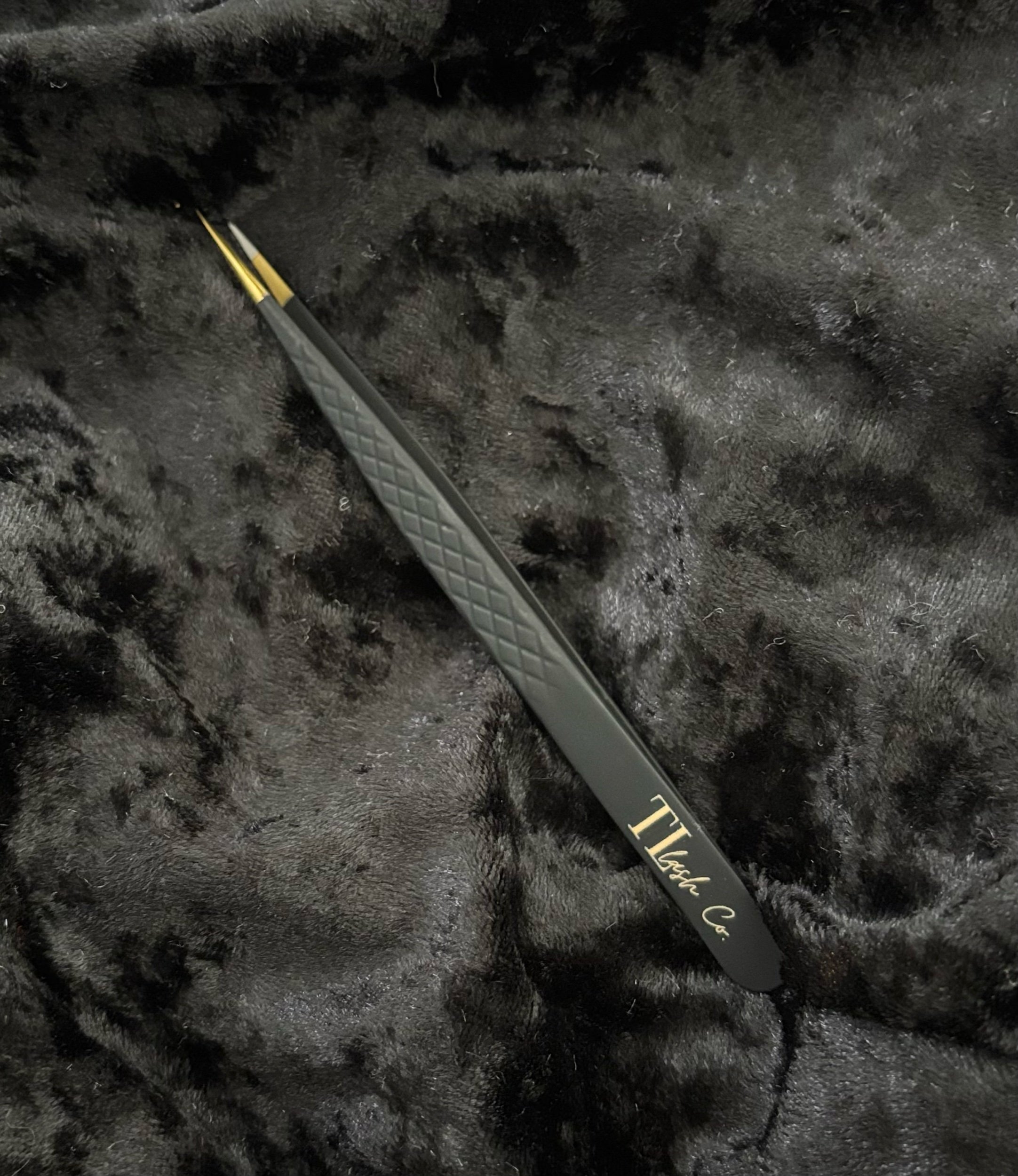 Straight Isolation Tweezer