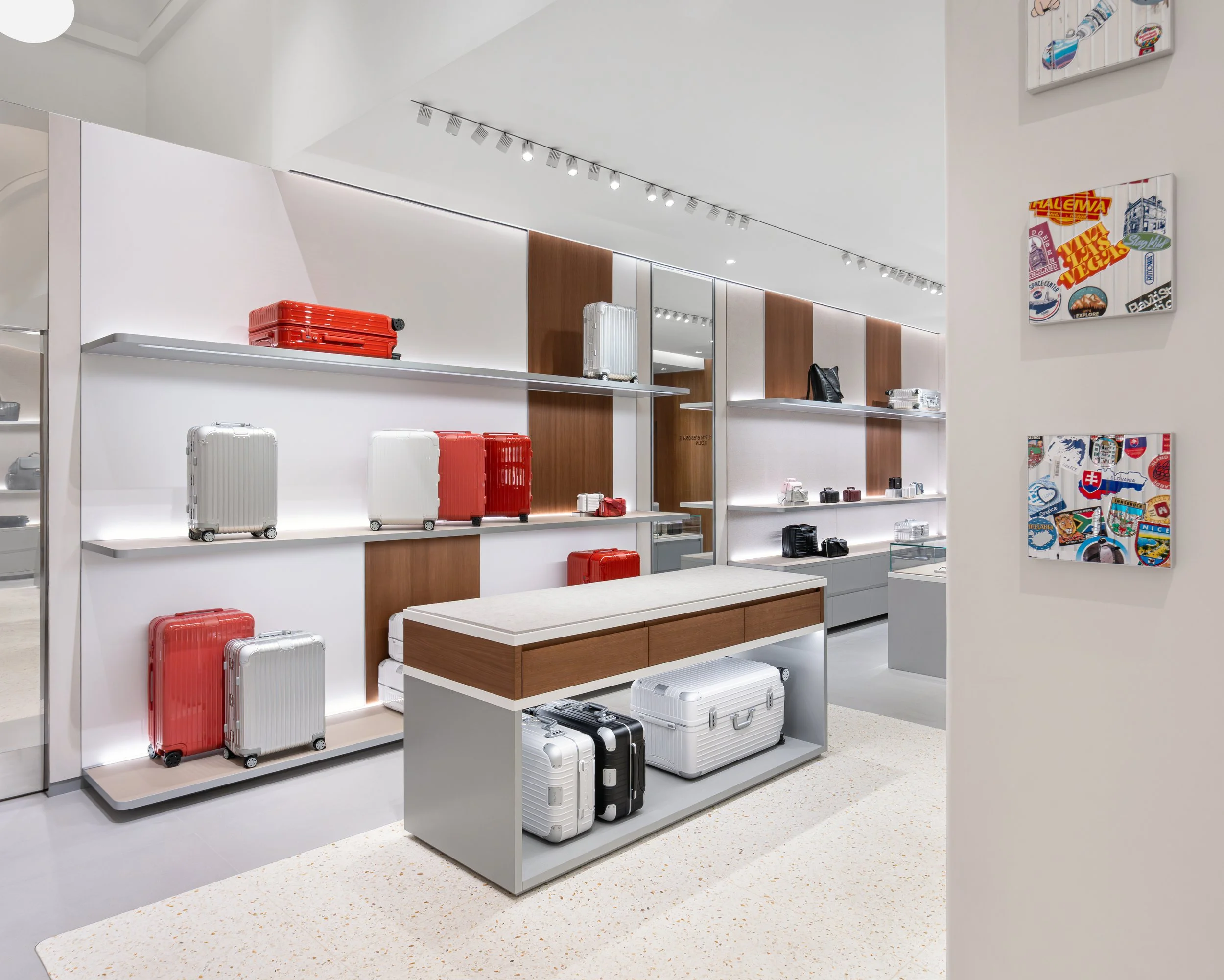 260413_RIMOWA_0044.jpg