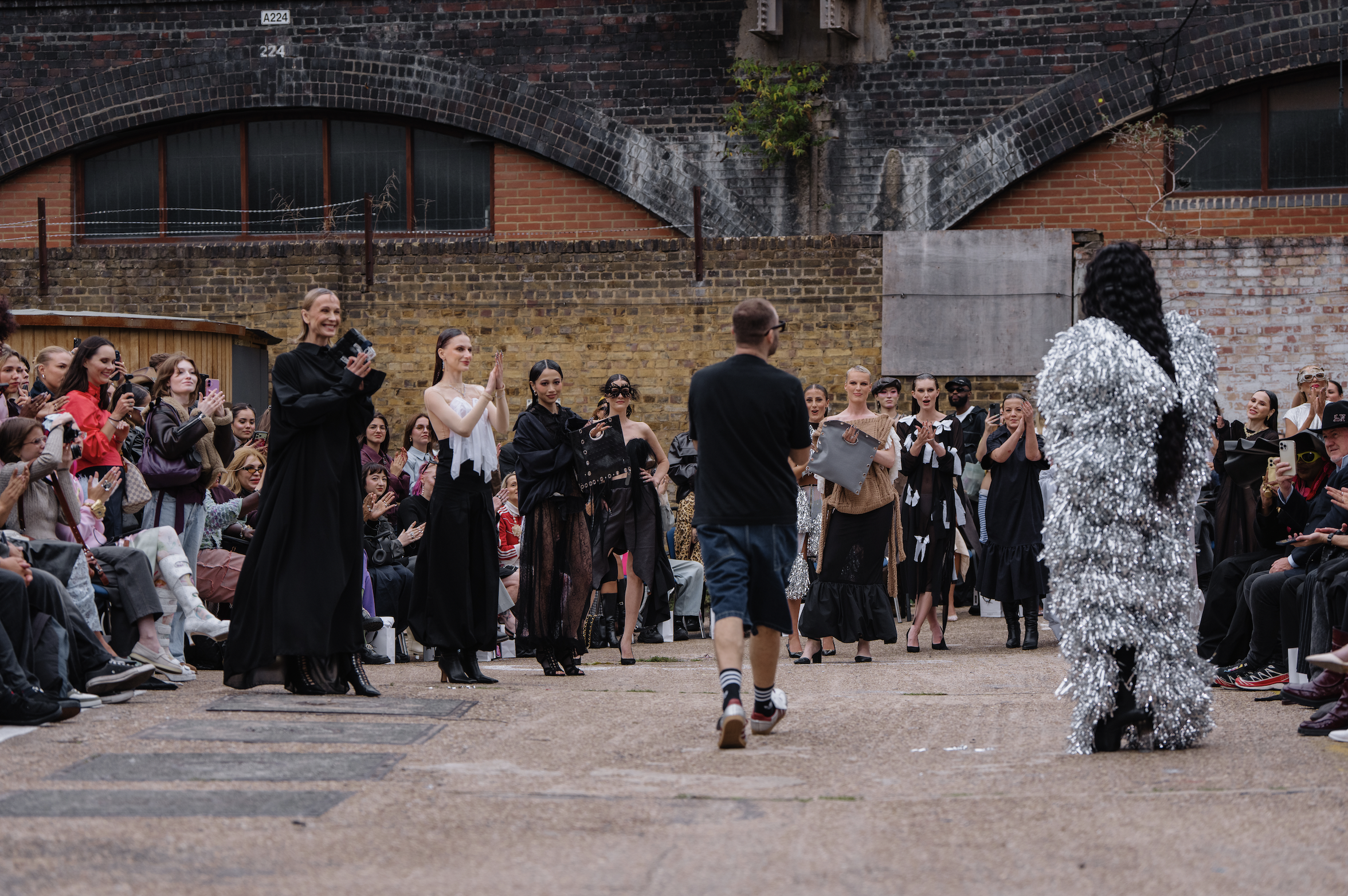POET-LAB SS27 at LFW