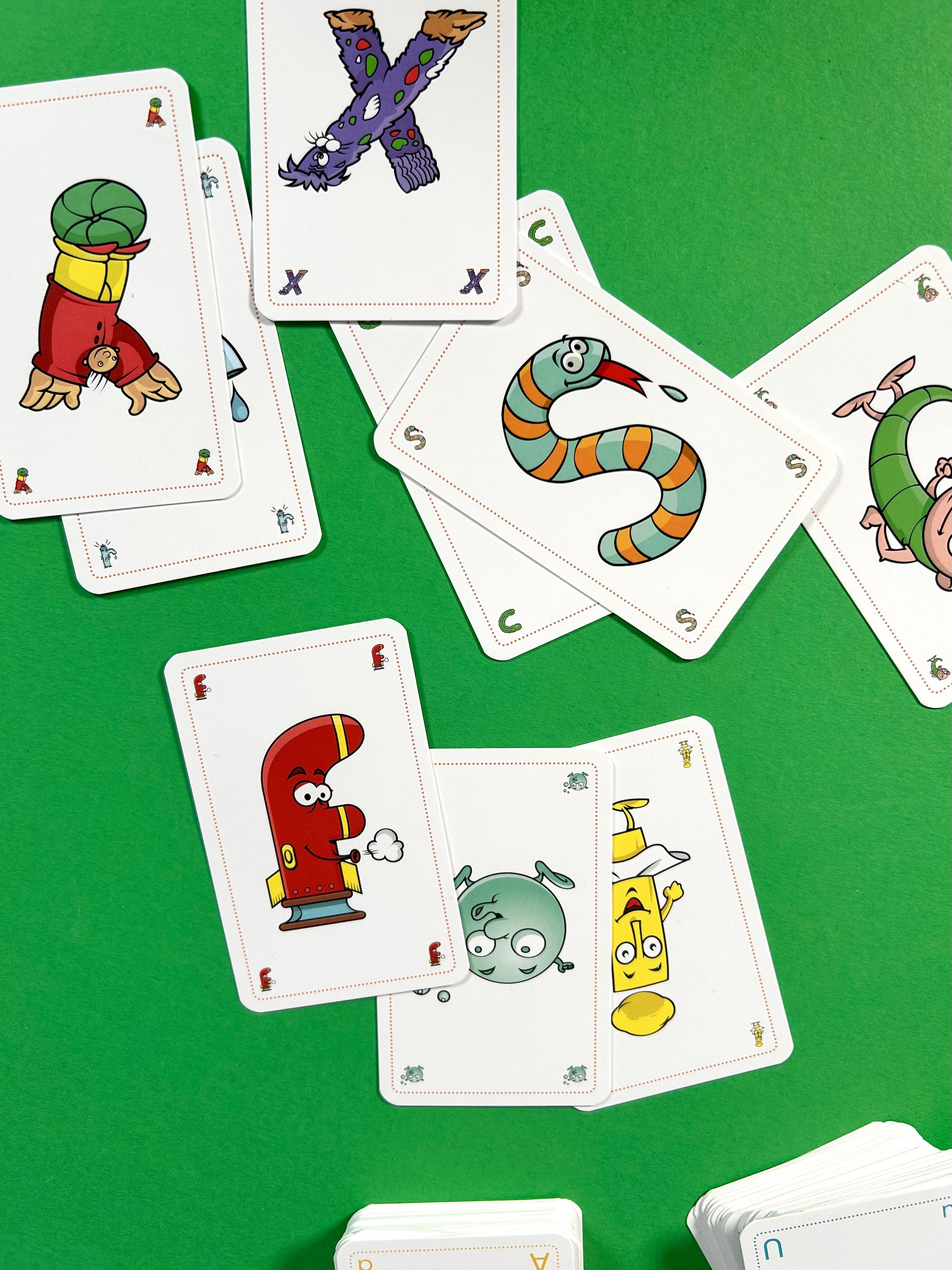 Replay kids_je joue aux cartes avec les alphas_4.jpeg