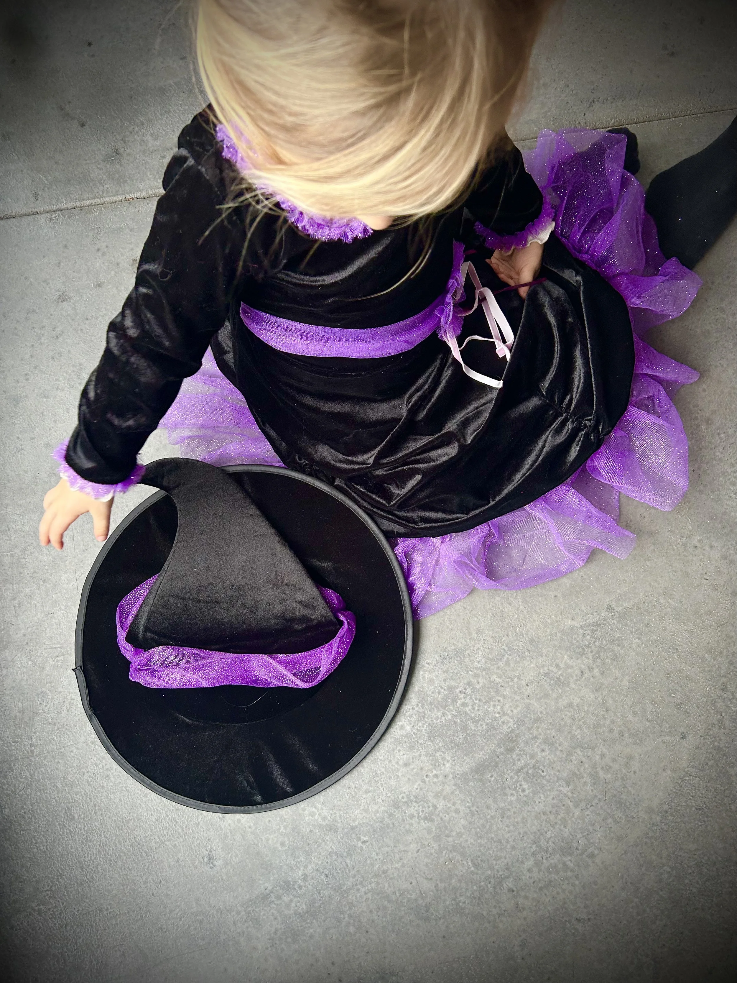 Replay kids_Vera the Velvet Witch with Hat_5.jpeg