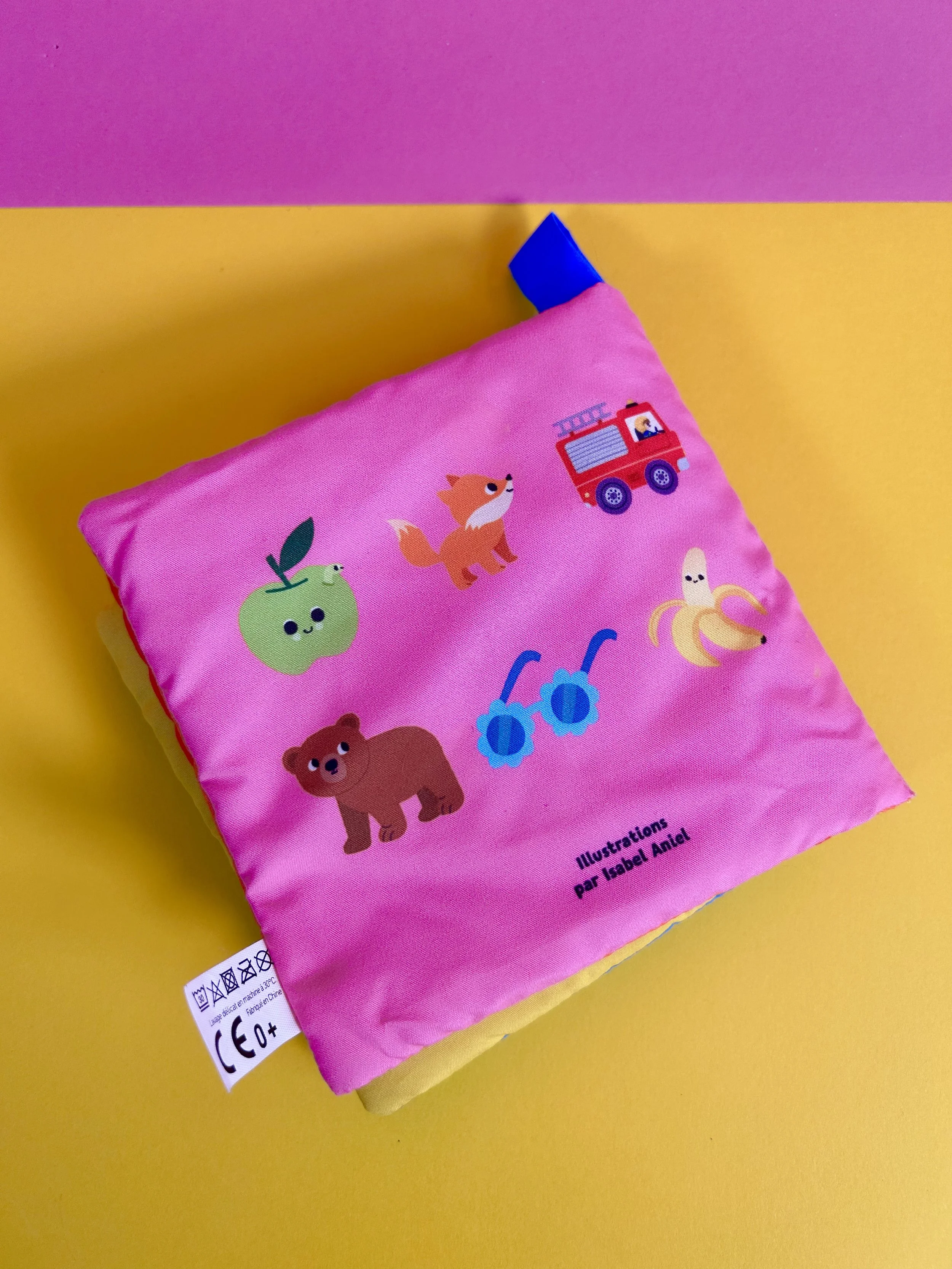 Replay kids_mes couleurs à toucher_livre tissus_5.jpeg