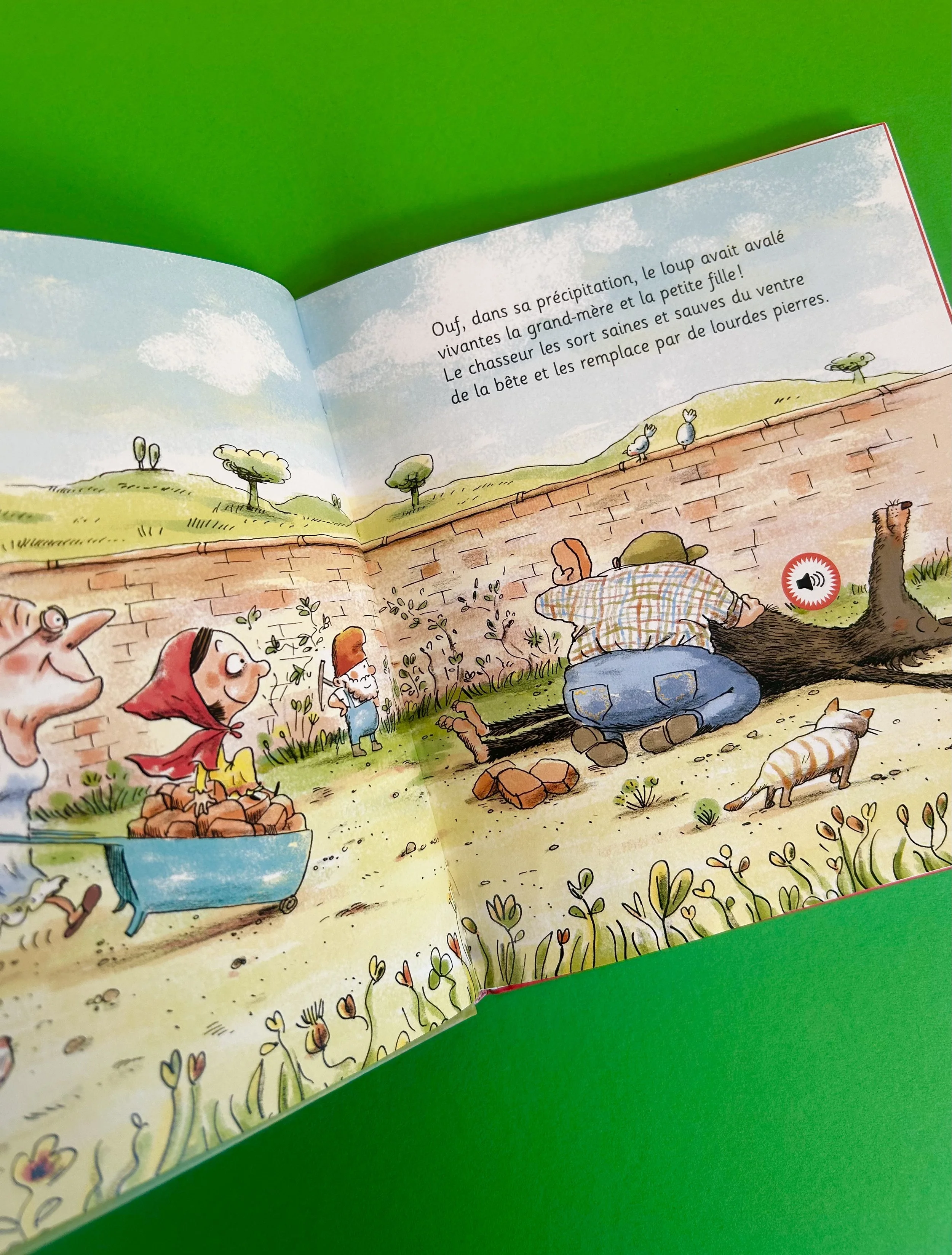 Replay kids_livre sonore_le petit chaperon rouge_3.jpeg