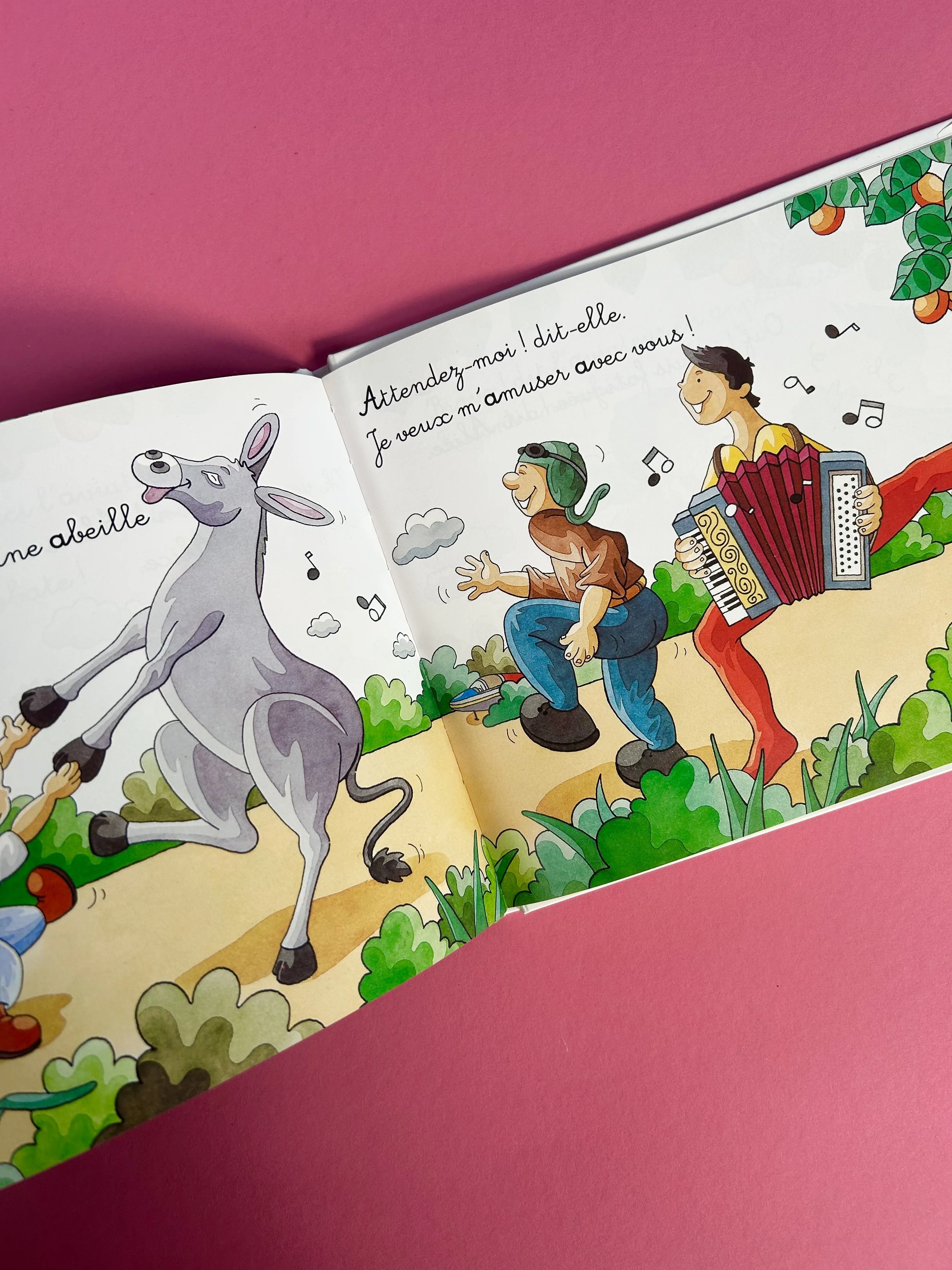 Replay kids_livres Ines-Alice_Emma_hachette_4.jpeg