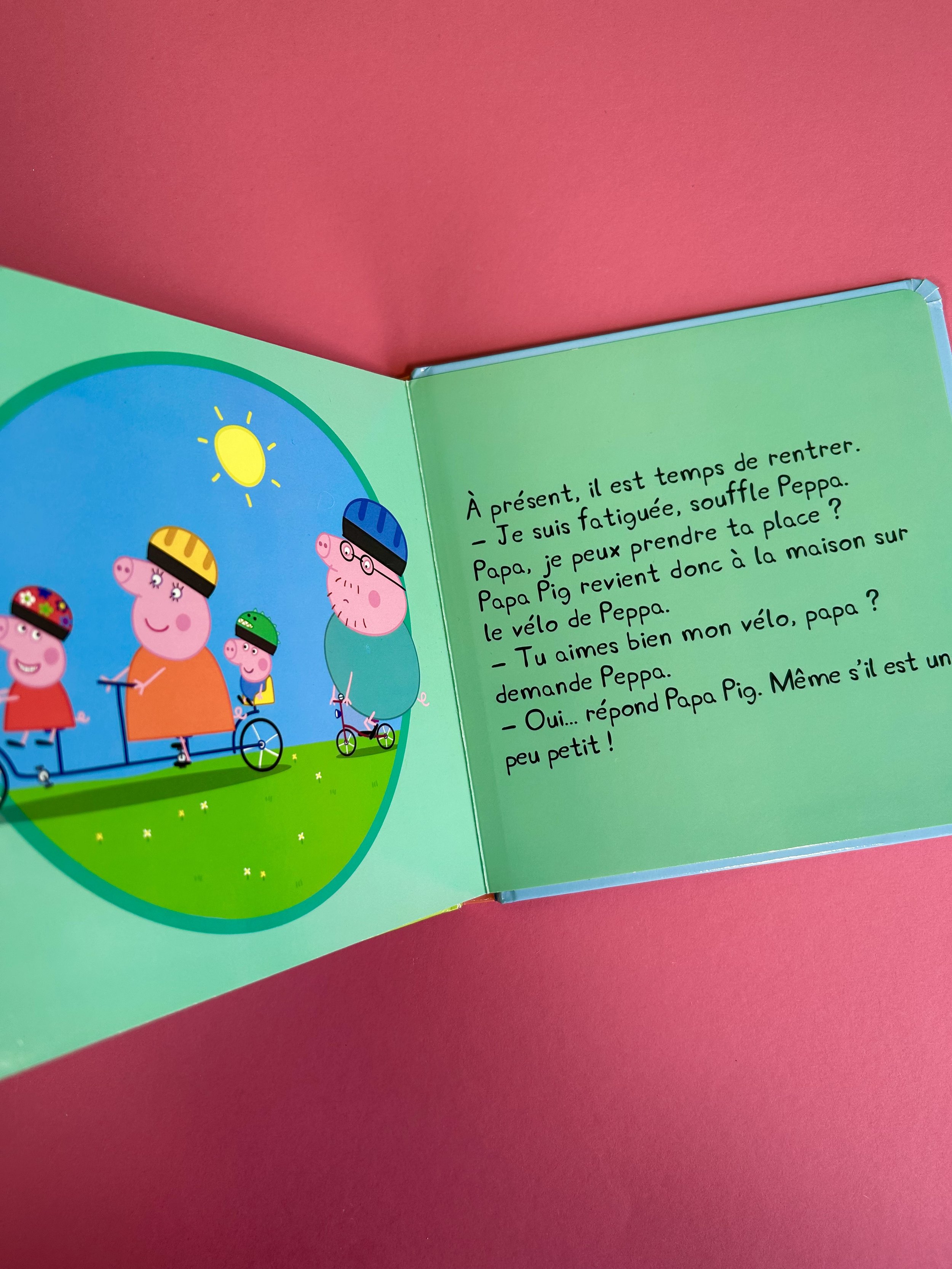 Replay kids_Peppa fait du vélo_Hachette_4.jpeg