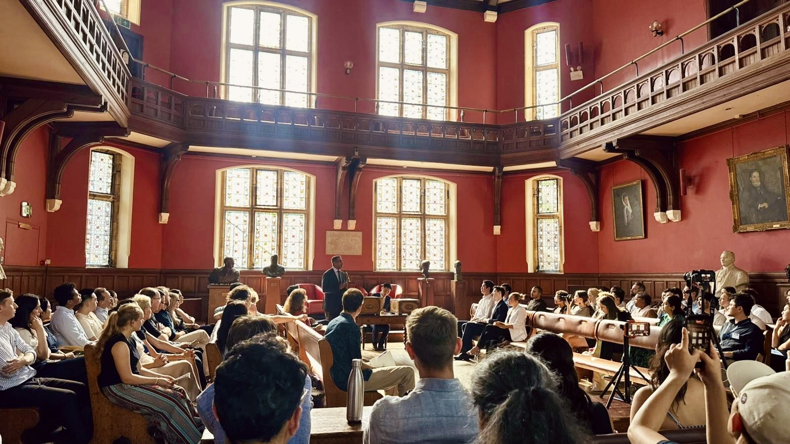 Questioning the Role of AI for Human Capital Development at the Oxford Connected Life Summit in the Oxford Union