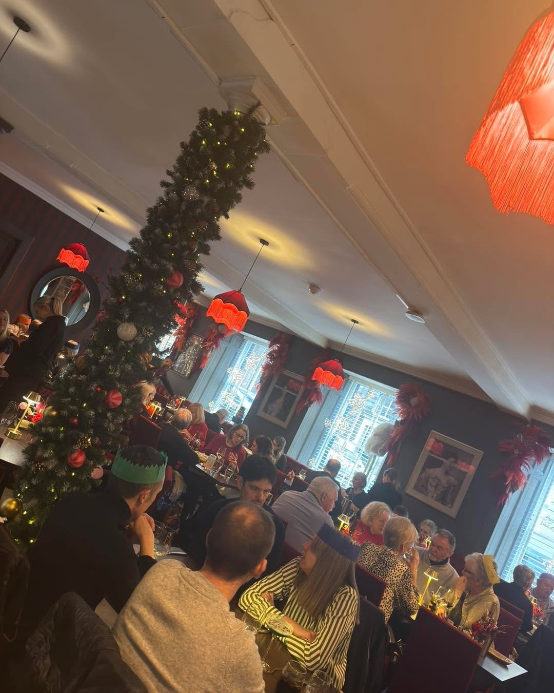 Thank you to everyone who joined us this week! The atmosphere was fantastic with lots of reunions, family get togethers, team bonding and celebrations  over delicious food and drinks. Your reminder not to leave your booking last minute as we are very