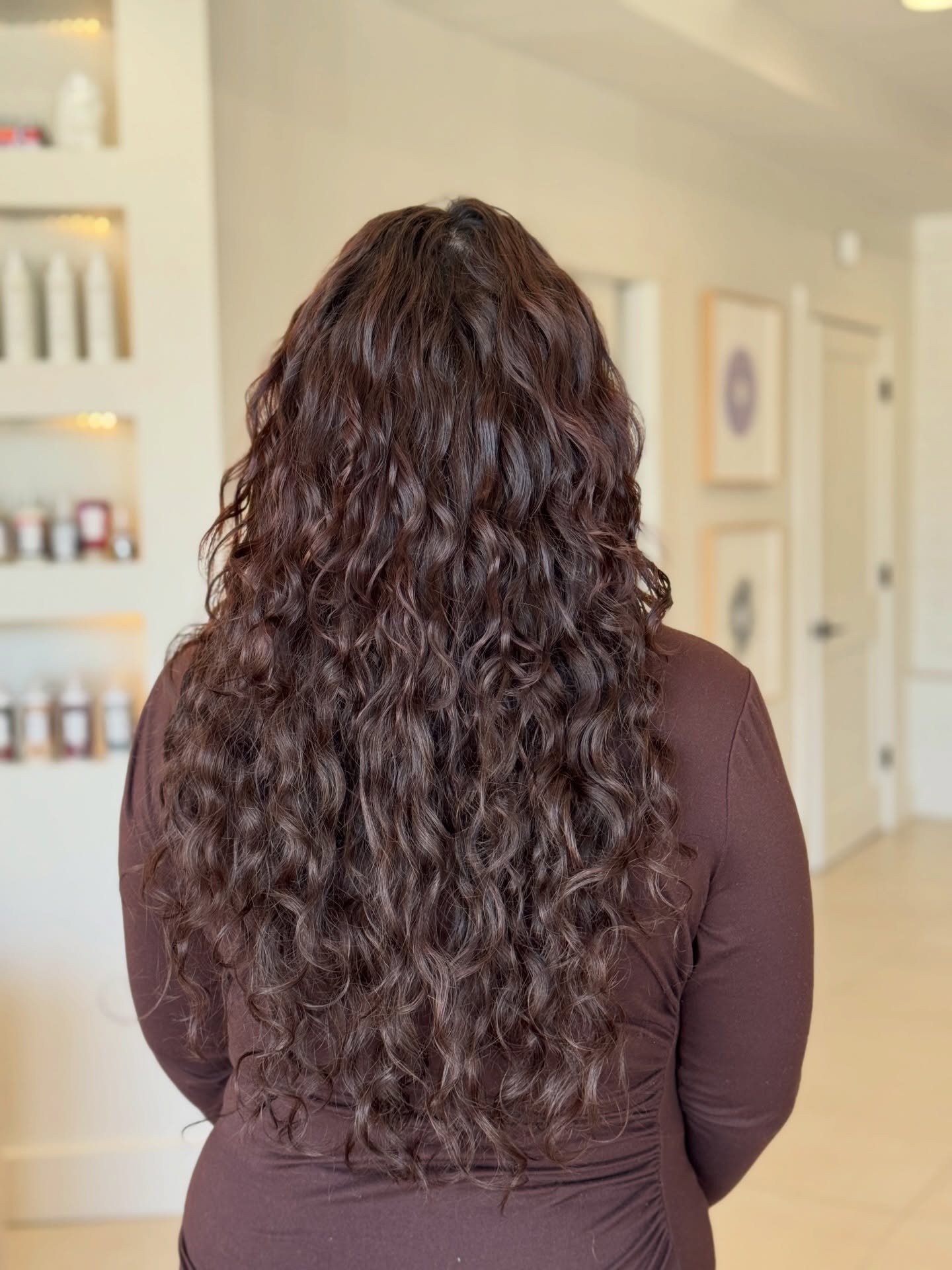 Custom curly extensions&hellip; but make it seamless.

This isn&rsquo;t about &ldquo;adding hair&rdquo; &mdash;
it&rsquo;s about creating the hair you wish you were born with.

Volume where you need it.
Length that still looks like you.
Curls that bl