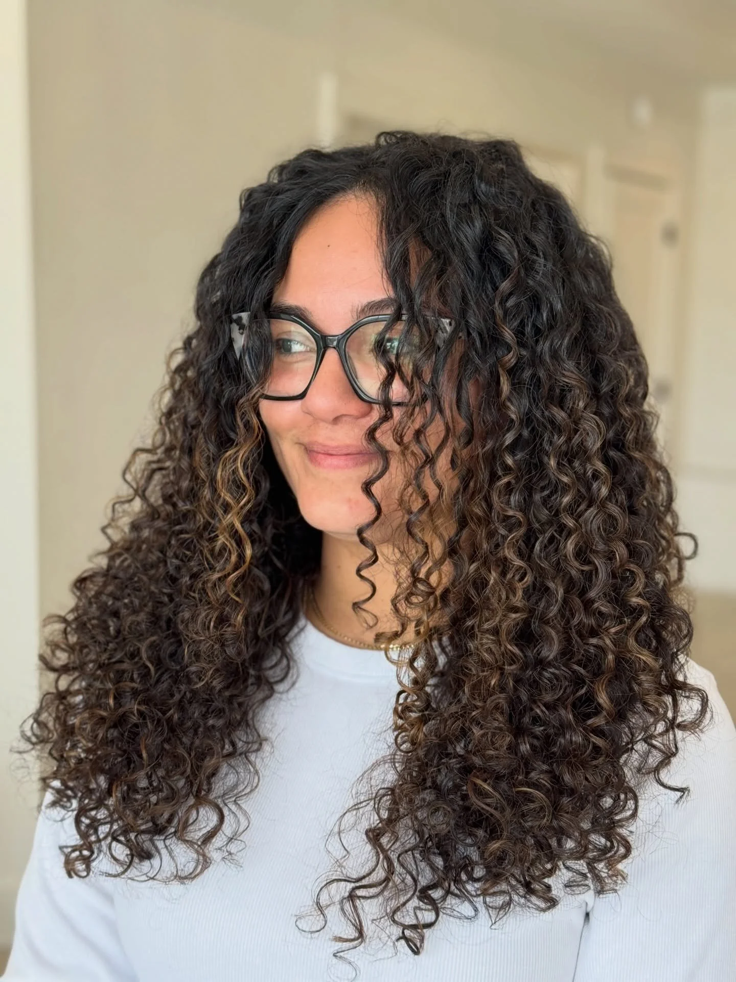 If you have long, thick curly hair and you&rsquo;ve ever felt like your hair was &ldquo;too much&rdquo;...

Too much work.
Too much product.
Too much time.
Too much hair.

You have a place in my chair.

I don&rsquo;t see your density as a problem to 