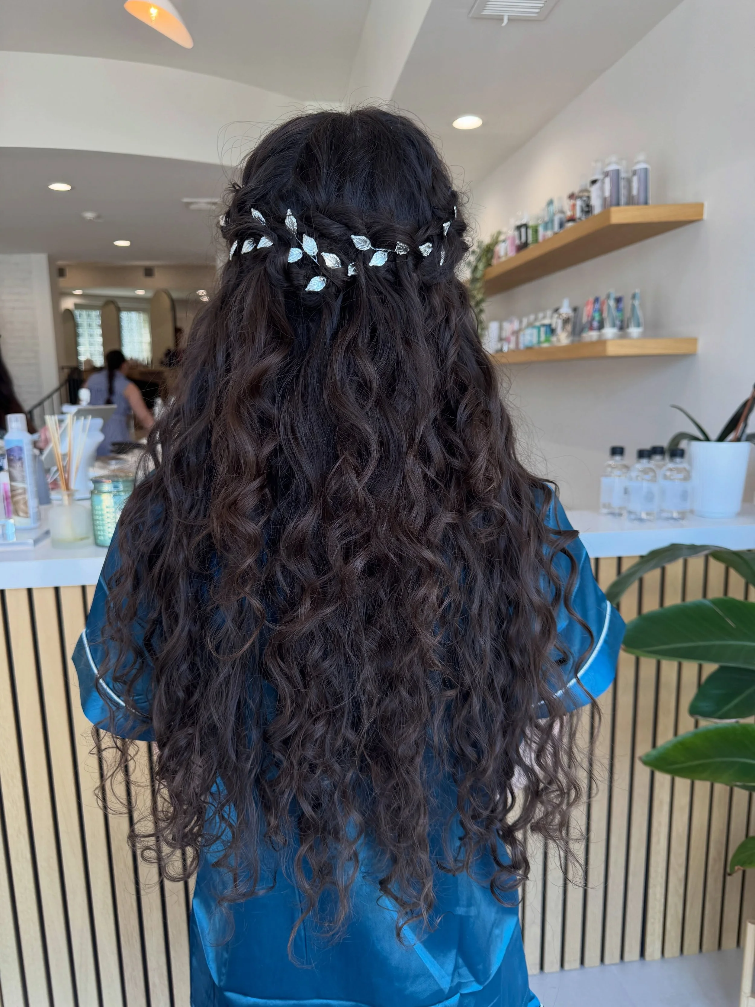 Proof that curls can absolutely dress up. ✨

While curly cuts and healthy curls are my specialty, I occasionally offer formal styling for my existing clients and special events upon request.

I love creating styles that still feel like you&hellip; so