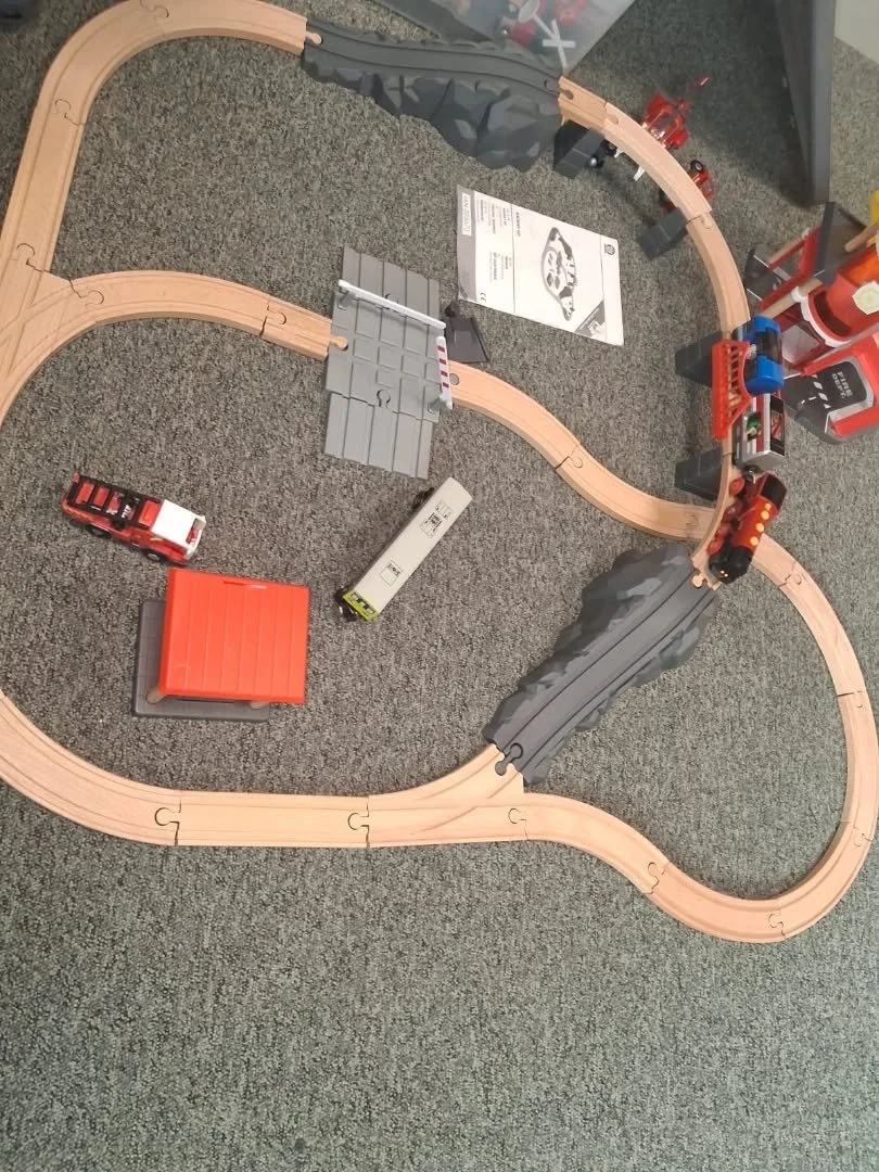 Fabulous skills used to build a train set!

🚄👷&zwj;♂️👷&zwj;♀️
#skills  #learning #reengagement #skills #fun #engaging #building #problemsolving