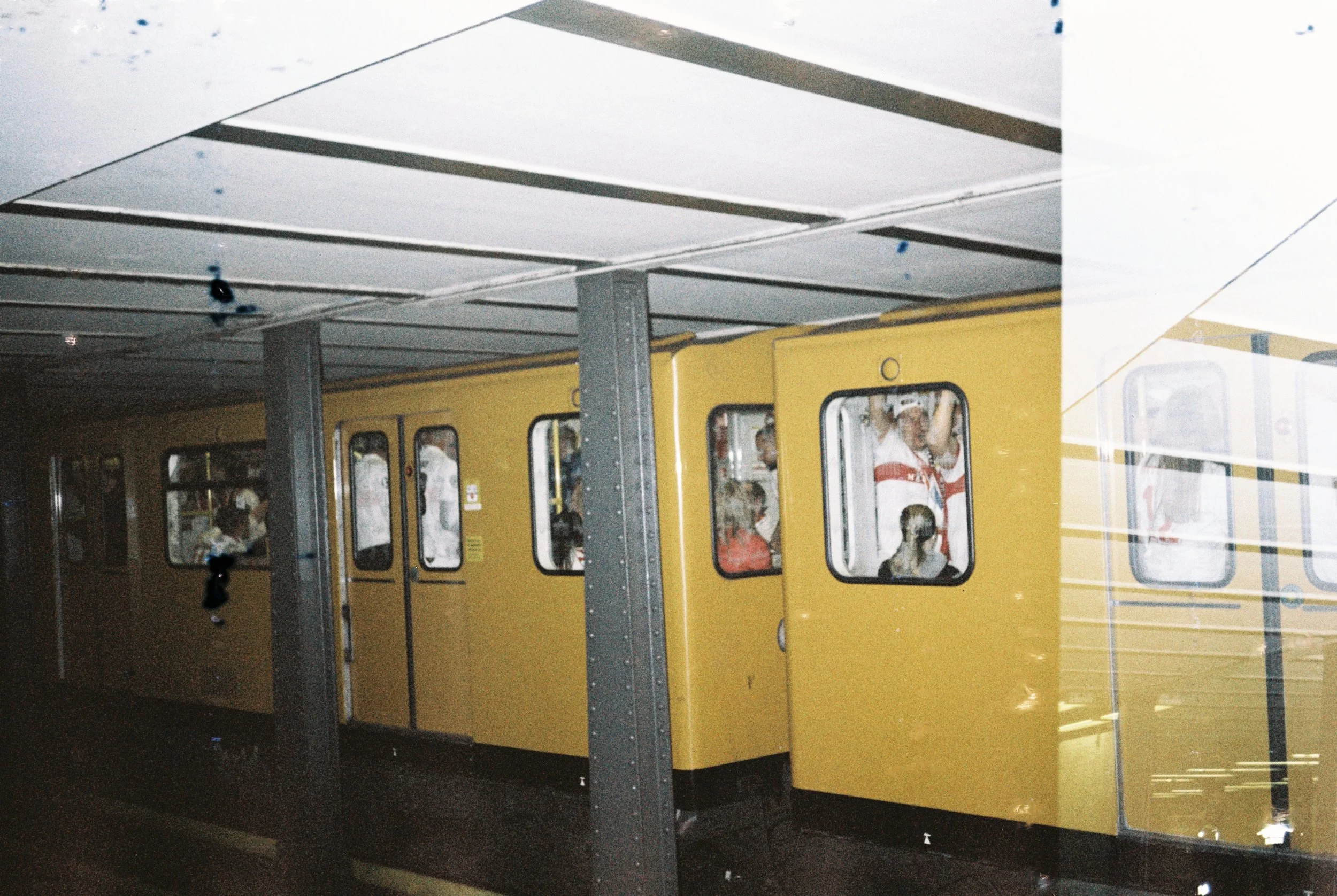 R1-02195-021A.JPG