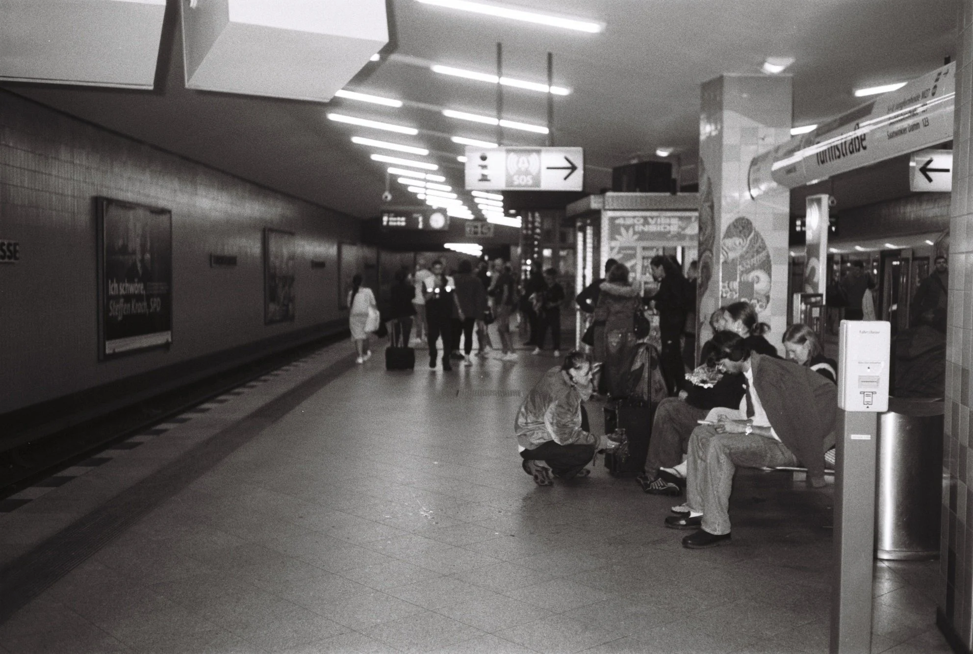 R1-01316-0012.JPG