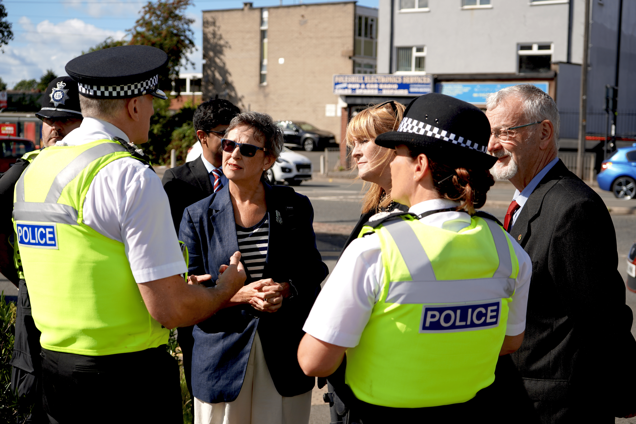 Mary Creagh welcomes Policing Minister to Coventry East