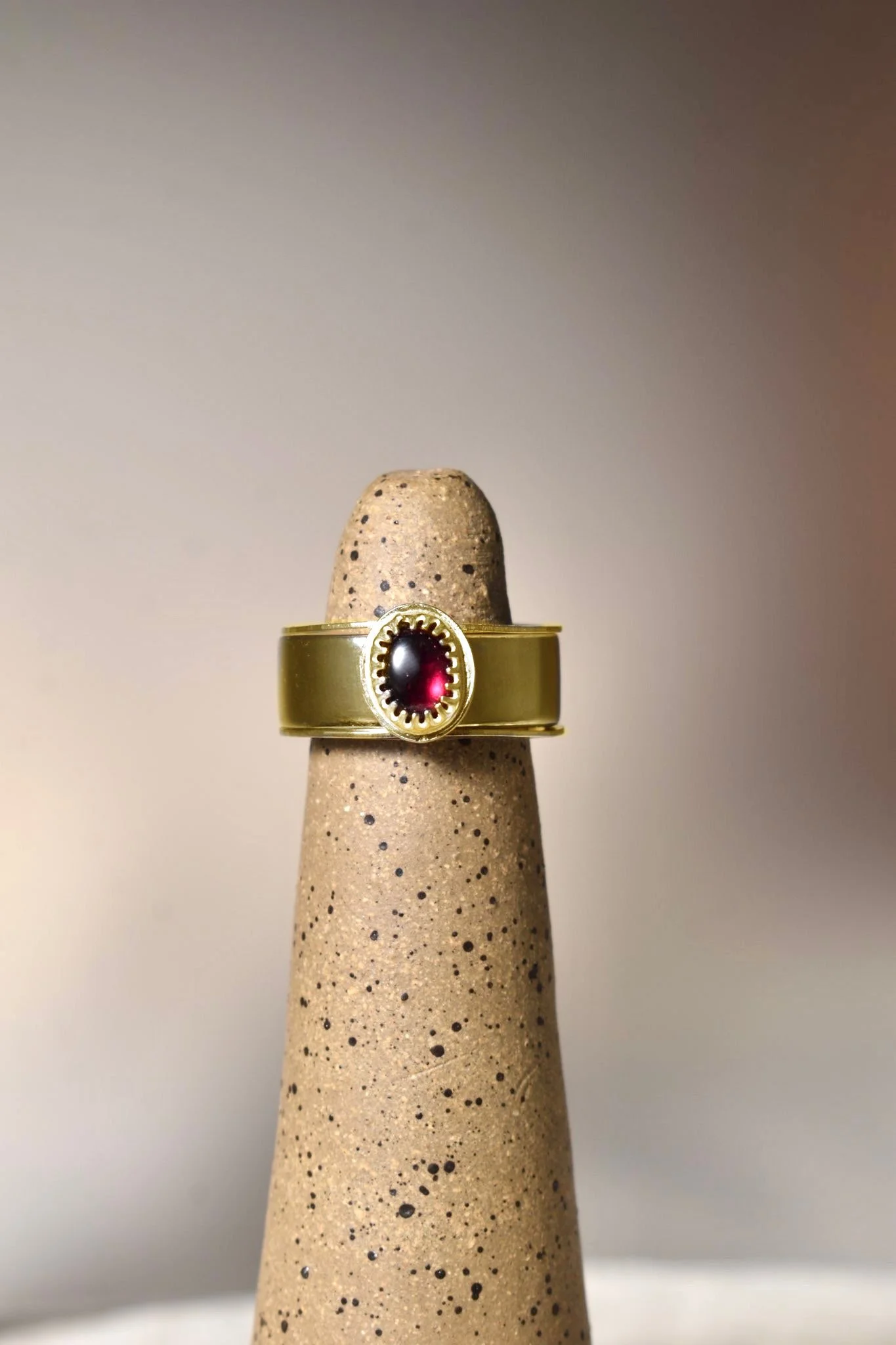 Garnet Smart Ring Adornment 18K Gold
