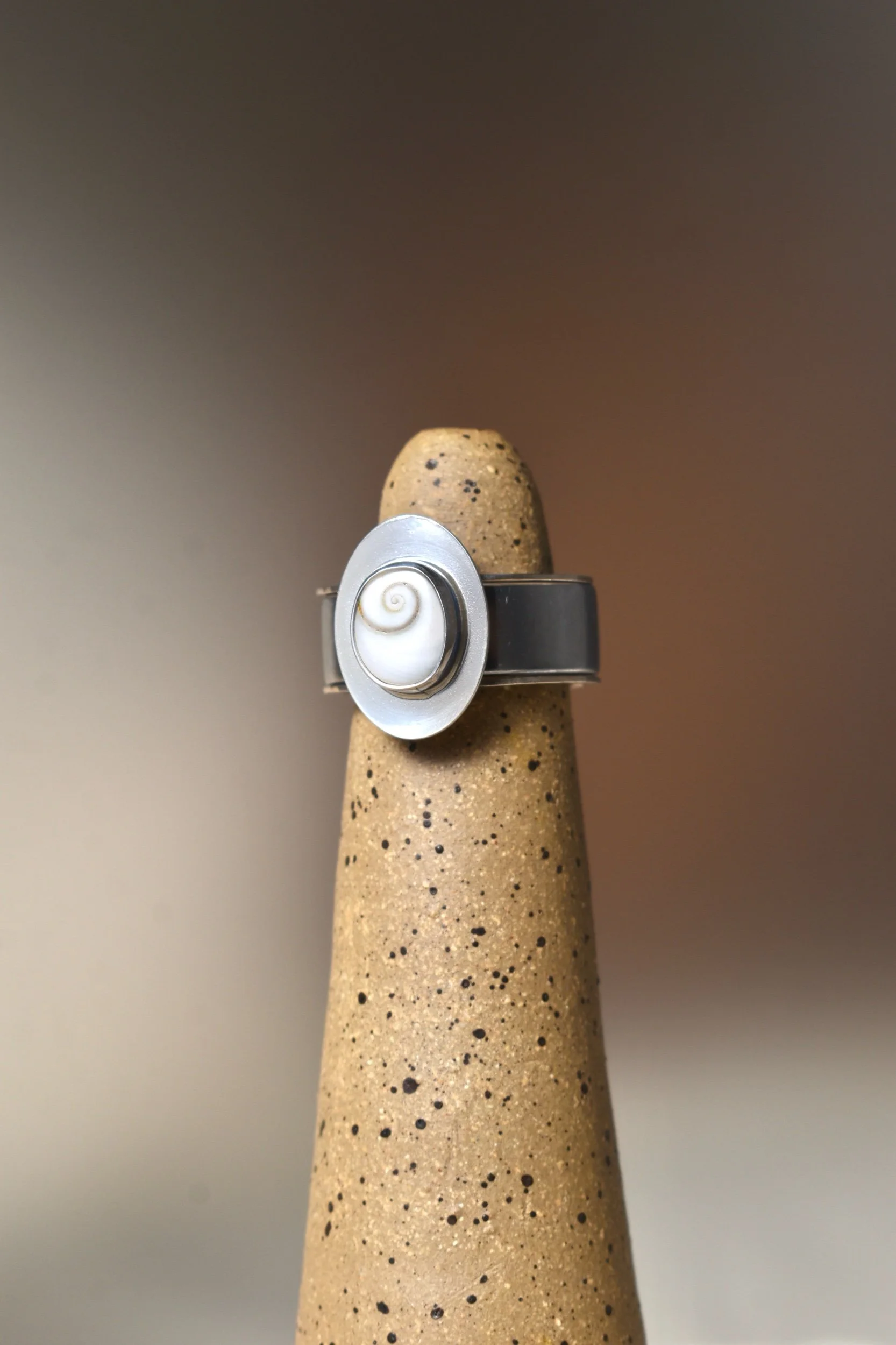 Pacific Cats Eye (Opercula) Smart Ring Adornment