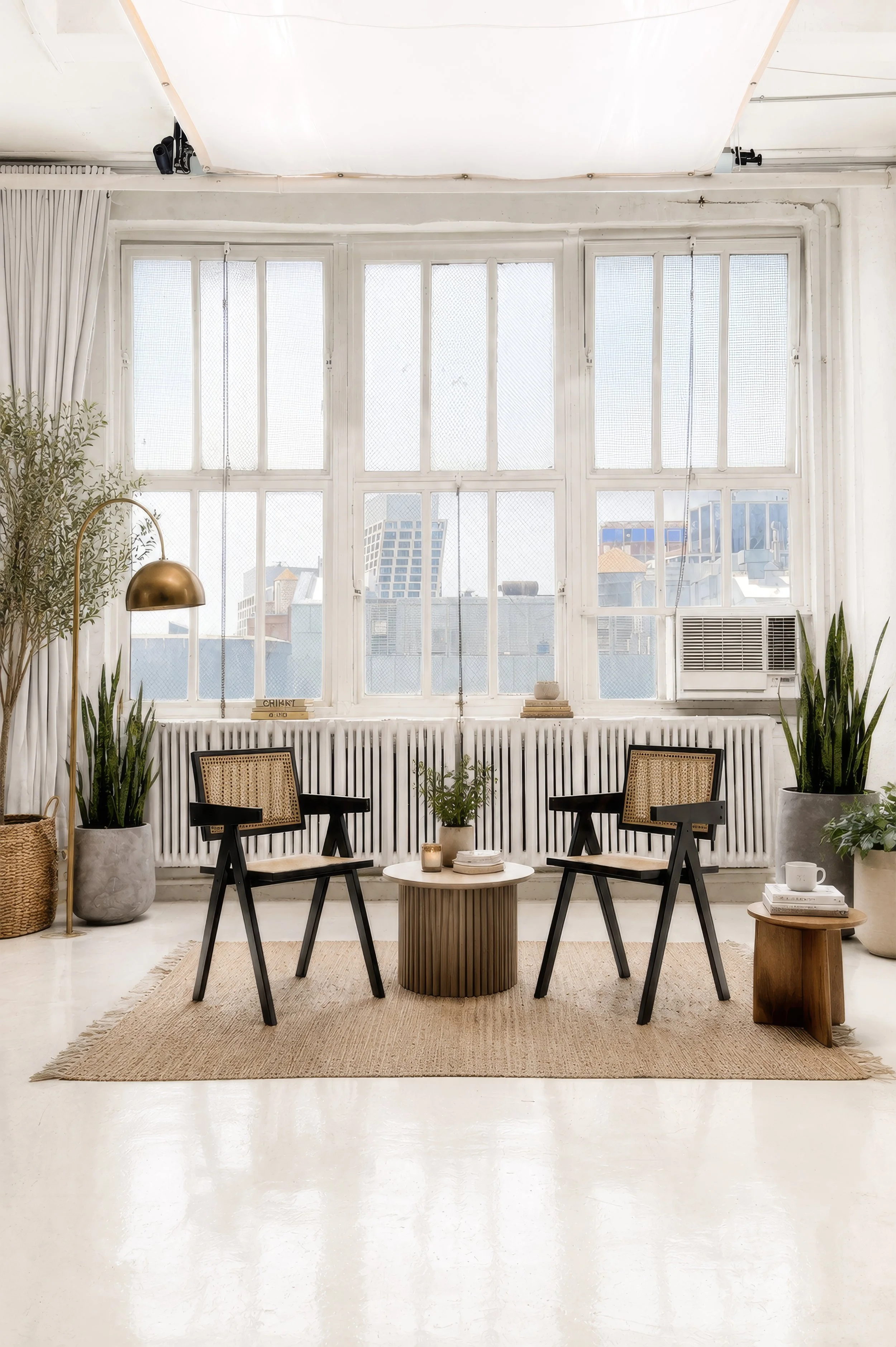+EYE_Window-Interview_vert_SetDesign_4.jpg