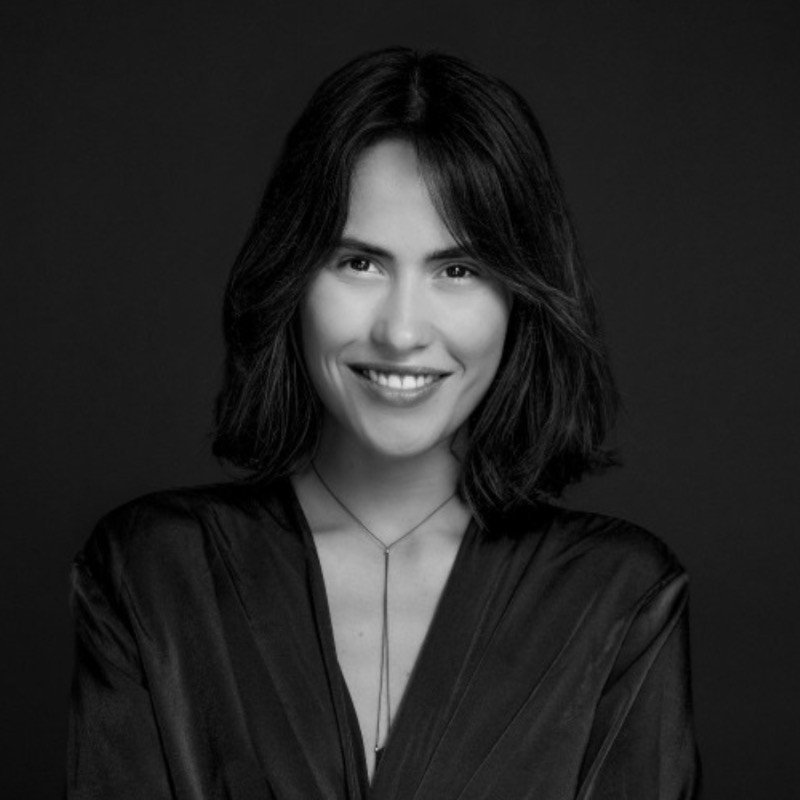 MICHELLE BULLENS - Co-fondatrice chez MICE. 

D’origine hollandaise, Michelle est figure de proue dans l'hôtelière. Directrice Concept, Stratégie au sein de HPC, elle assure le service du développement de projets innovants. En 2023, elle co-fonde MIC