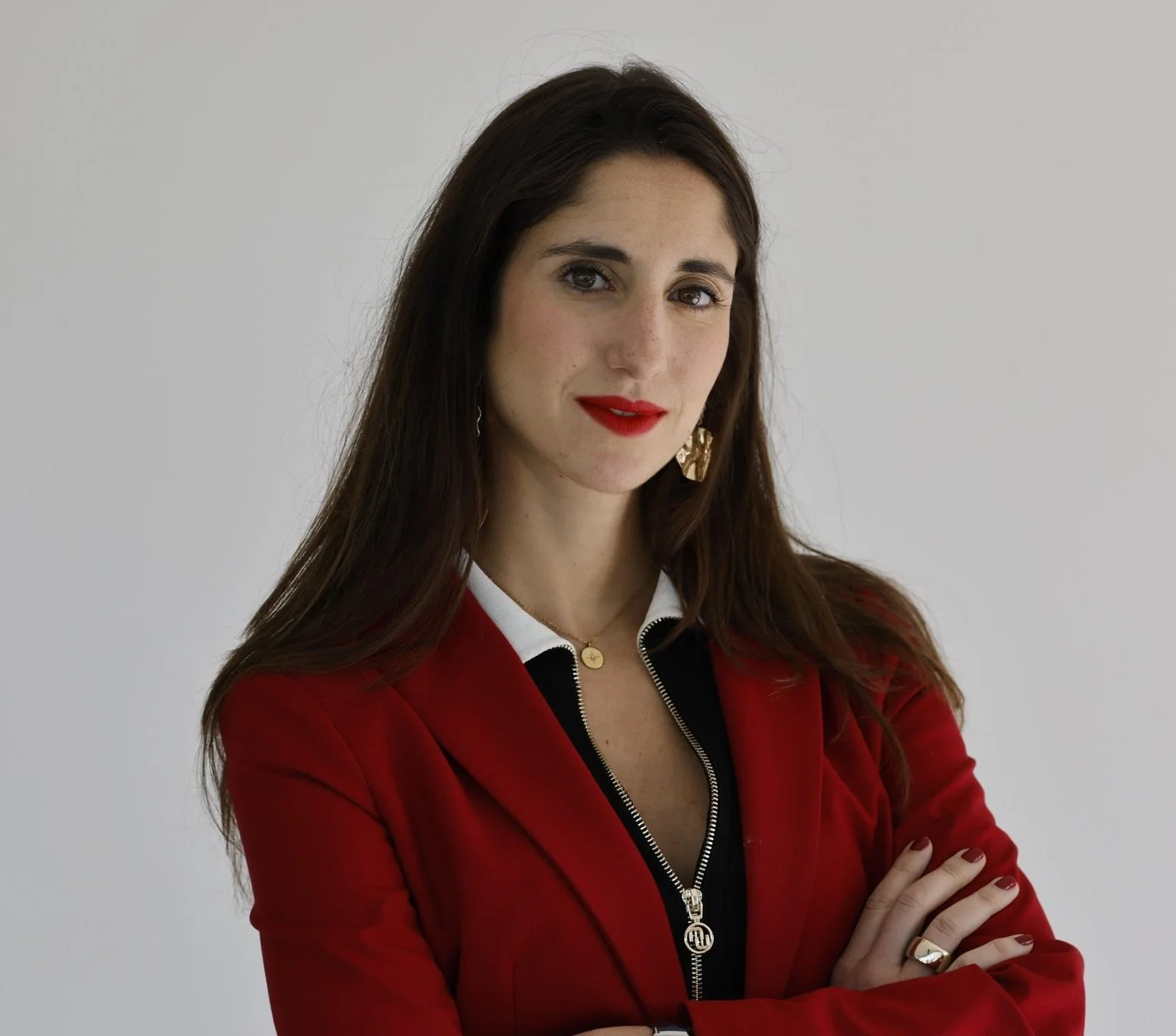 JULIETTE DIONISI - Avocate en droit de la propriété intellectuelle.  

Au sein du cabinet Casalonga, Juliette exerce aussi bien en conseil qu’en contentieux, couvrant les domaines du droit des marques, des dessins et modèles, du droit d’auteur, du dr