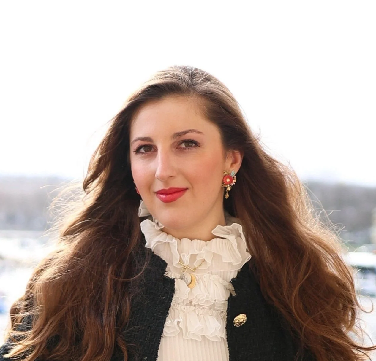 LÉA CALORI - Administrateur au Gouvernement Princier de Monaco. 

Au sein de la Direction de la Communication, Léa intervient pour le Ministère d’État, le Palais Princier, ainsi que pour des institutions et associations variées. Ses missions incluent