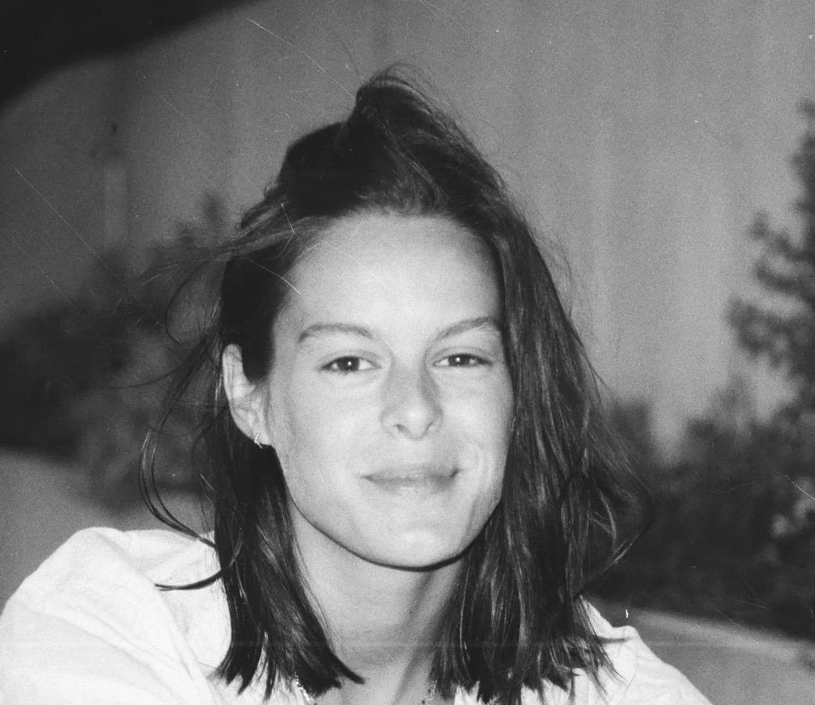 BÉRÉNICE D'ORGEVAL - Chef de projet marketing Haute Joaillerie chez Van Cleef & Arpels, Bérénice allie son expertise business à sa sensibilité pour l’art et la culture. Diplômée d’un bachelor en histoire de l’art de UCL et d’un master en management d