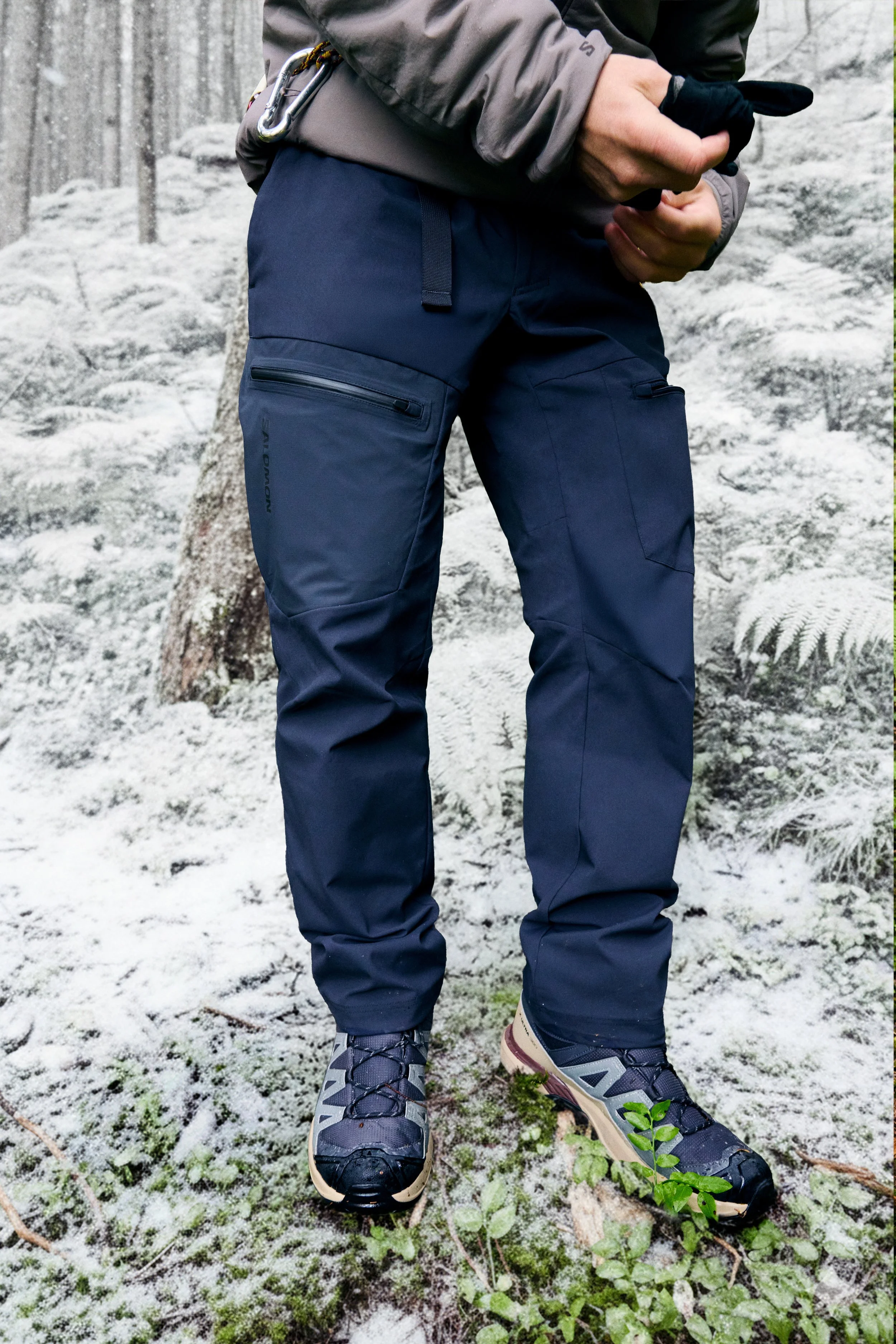 OUTDOOR_HUB_Winterport_HIKING_BOTTOMS_M_0001_RET.jpg