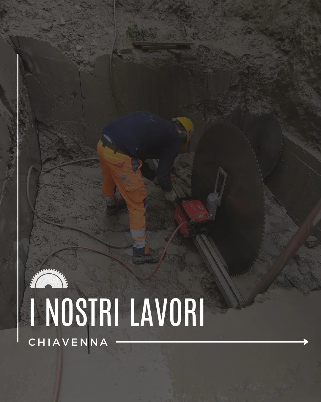 📍A Chiavenna &egrave; in corso un delicato intervento di taglio roccia con macchina tagliamuri a disco diamantato, parte di un pi&ugrave; ampio progetto di riqualificazione edilizia.🏢 

L&rsquo;obiettivo? 
👉Adeguare un edificio esistente ad un uso
