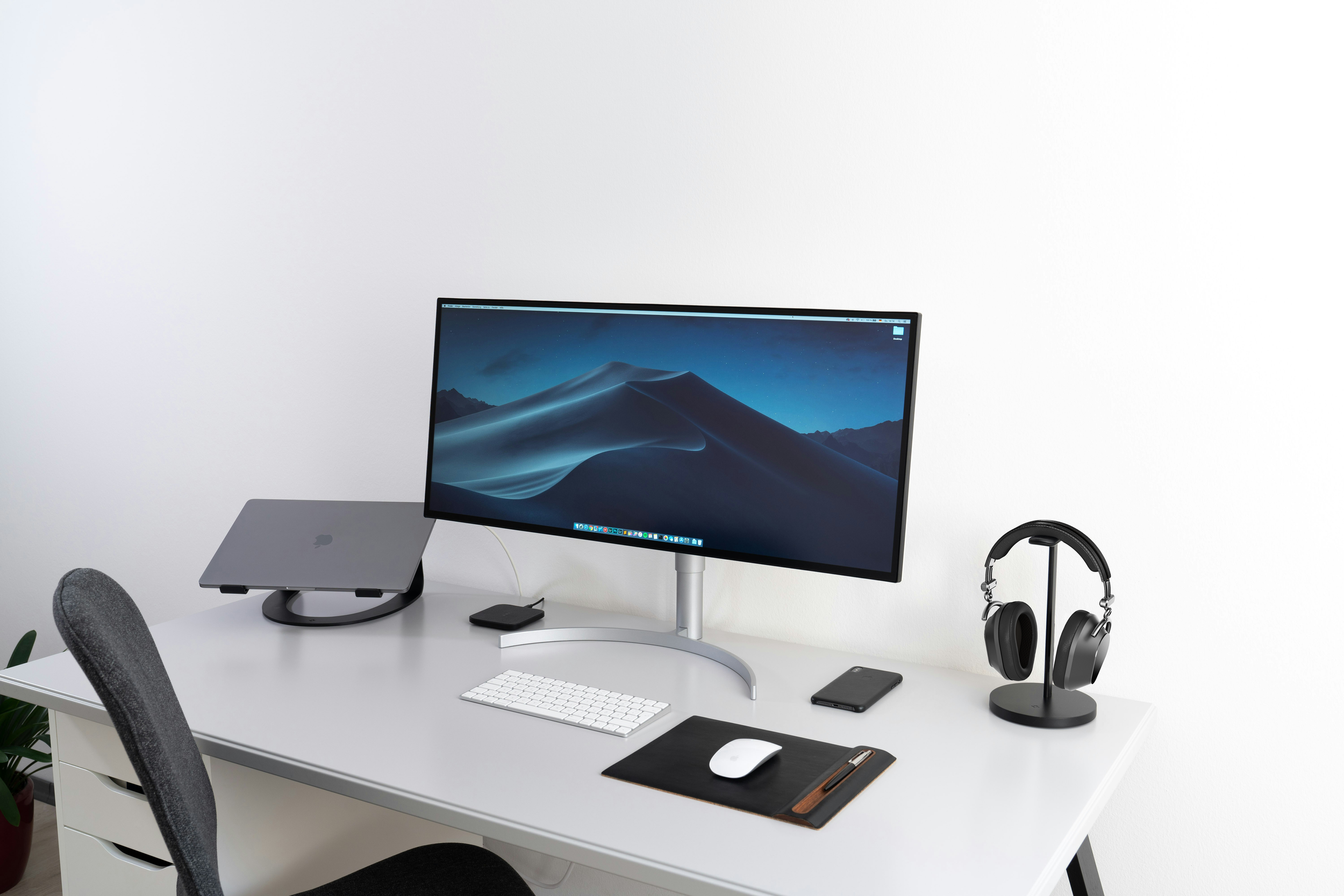 nikolay-ep6Afz45gH0-unsplash.png