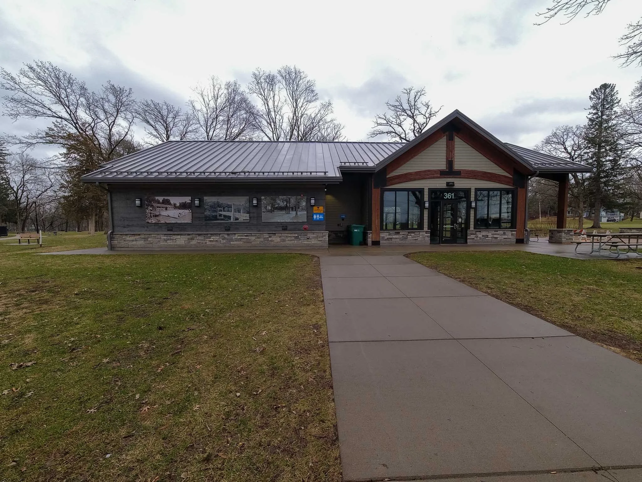 Hiking Freeman House to Kinni Trail in April-5.jpg