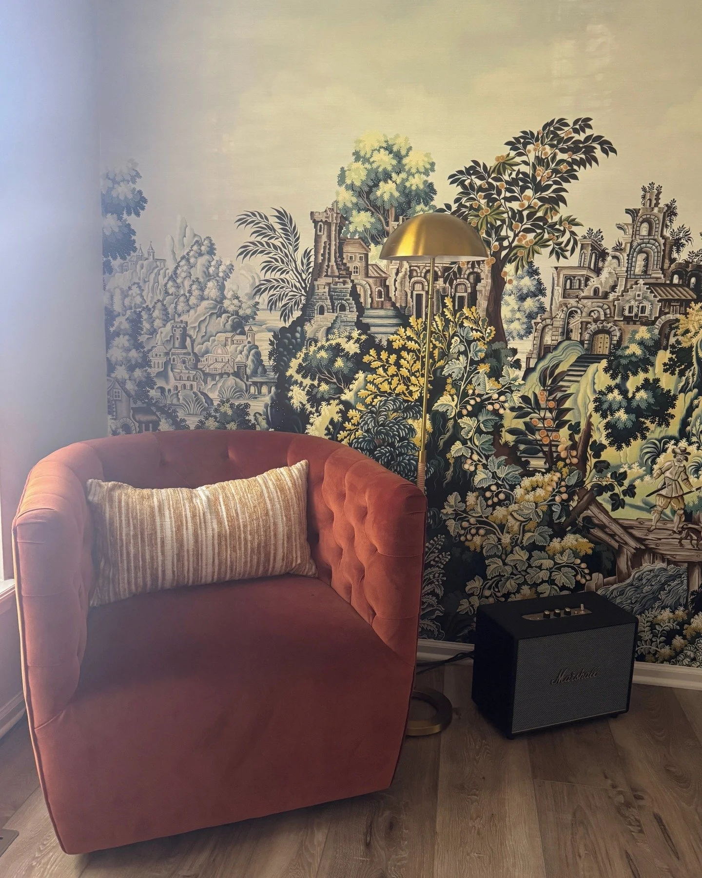 Scenes from install day...Completely obsessed with this wallpaper mural in dining room turned jazz room. Huge thanks to @naomi.furniture.design for the beautiful, handcrafted nightstands - true heirloom pieces.