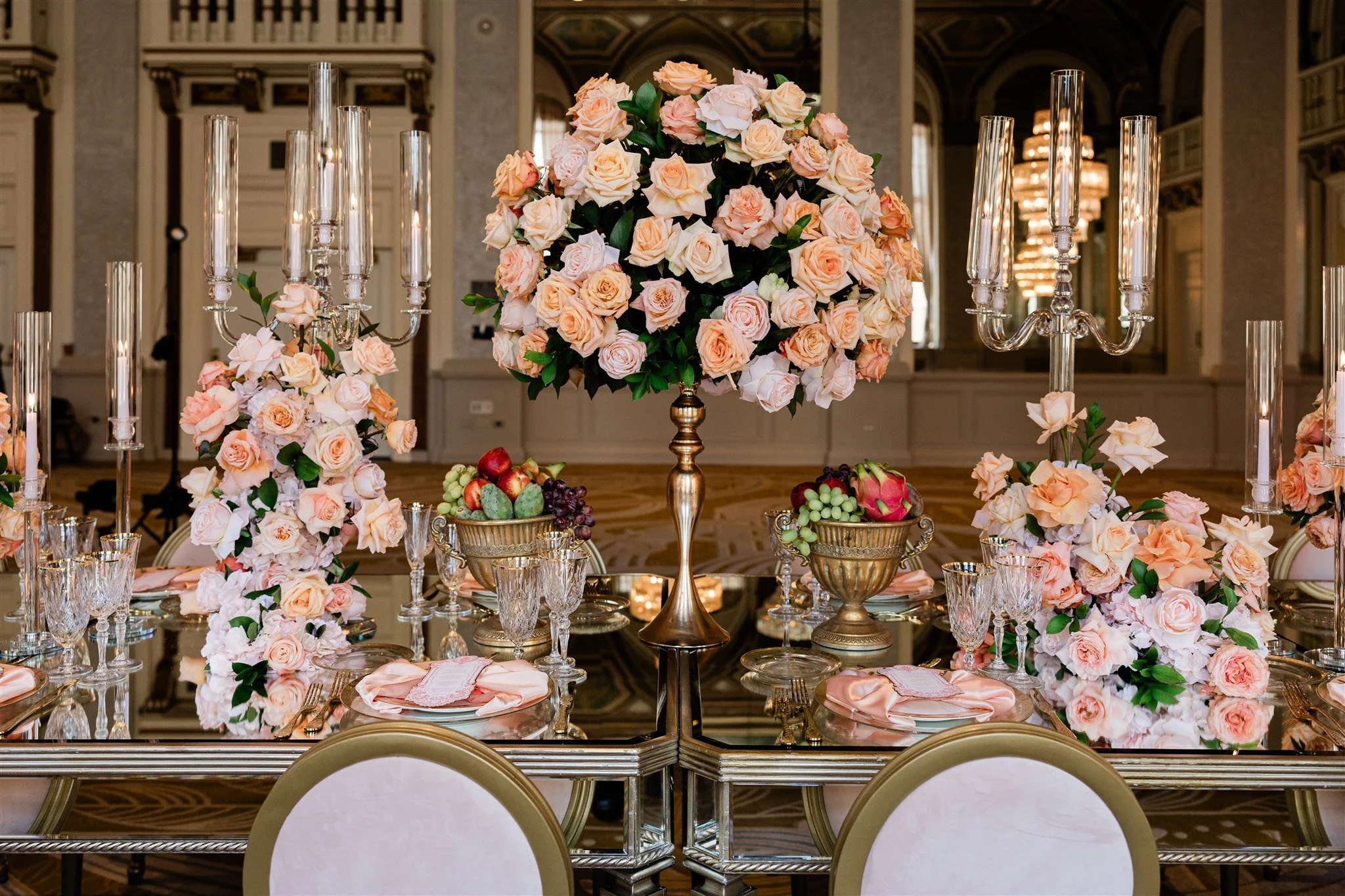 Orange Roses and Golds ✨

🎬 Photography + Cinematography + Creative Direction @shotlifestudio
📋 Event Planning + Co-Production @eventshoppe.ca
🌷Floral Design @bloomberry.and.co
👰🏻&zwj;♀️ Gowns + Accessories @estrellebridal
💄Hair + Makeup @kroma