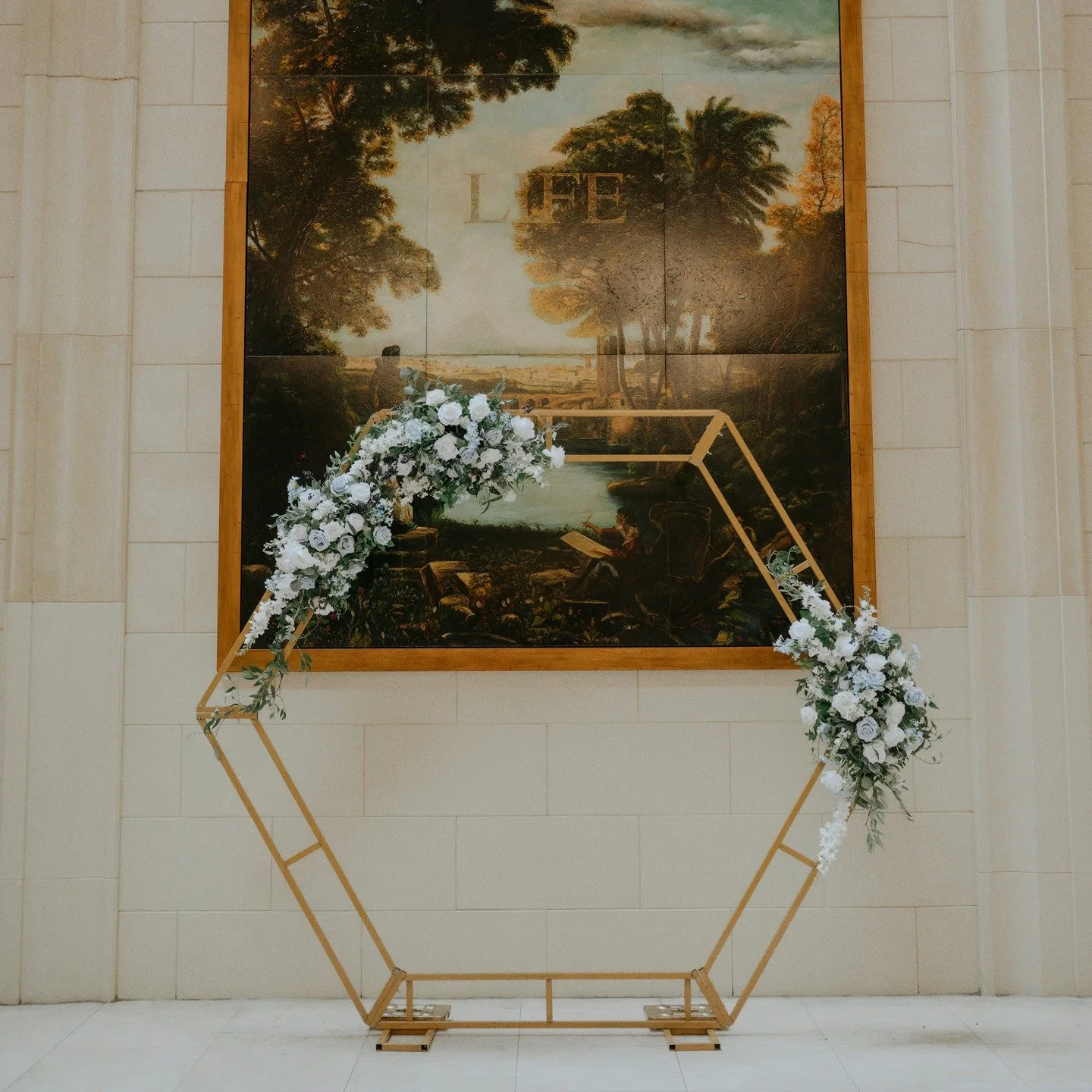 The Octagon Floral Arch 
.
.
.
.
.
.
.
.
.
.
.
.
🏷️ #TorontoWeddings&nbsp;#LuxuryWeddingsToronto&nbsp;#HighEndWeddings&nbsp;#TorontoBrides
#TorontoEventPlanners&nbsp;#LuxuryWeddingPlanning&nbsp;#TorontoWeddingExperts
#ExclusiveWeddings&nbsp;#Toronto
