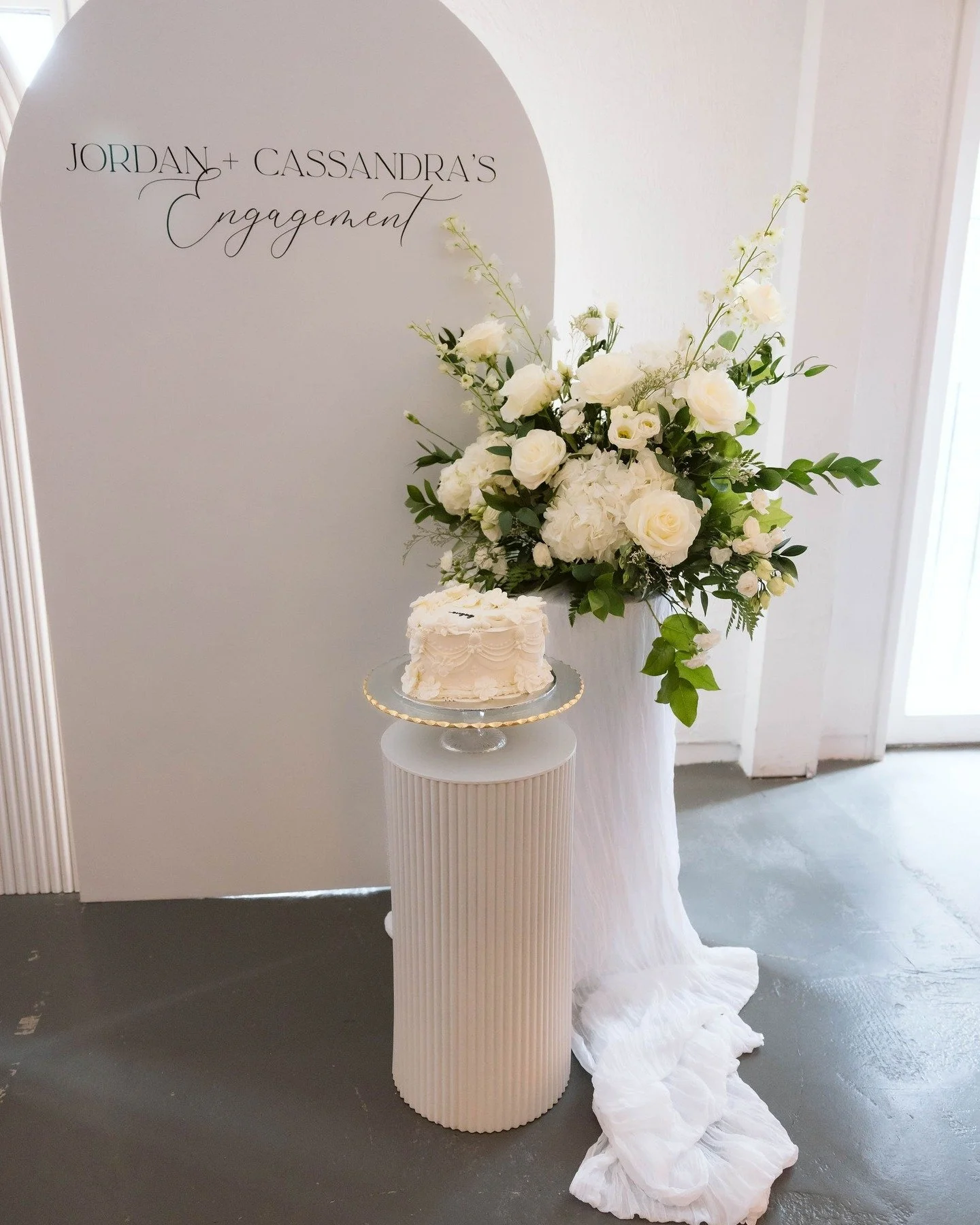 A good florists knows what flowers you need. Not taking advantage and actually giving you sincere ideas where to spend your budget. Our clients have a lot to say to us that is why, choose Bloomberry and Co. 

#weddingluxury #torontoflorist #torontowe