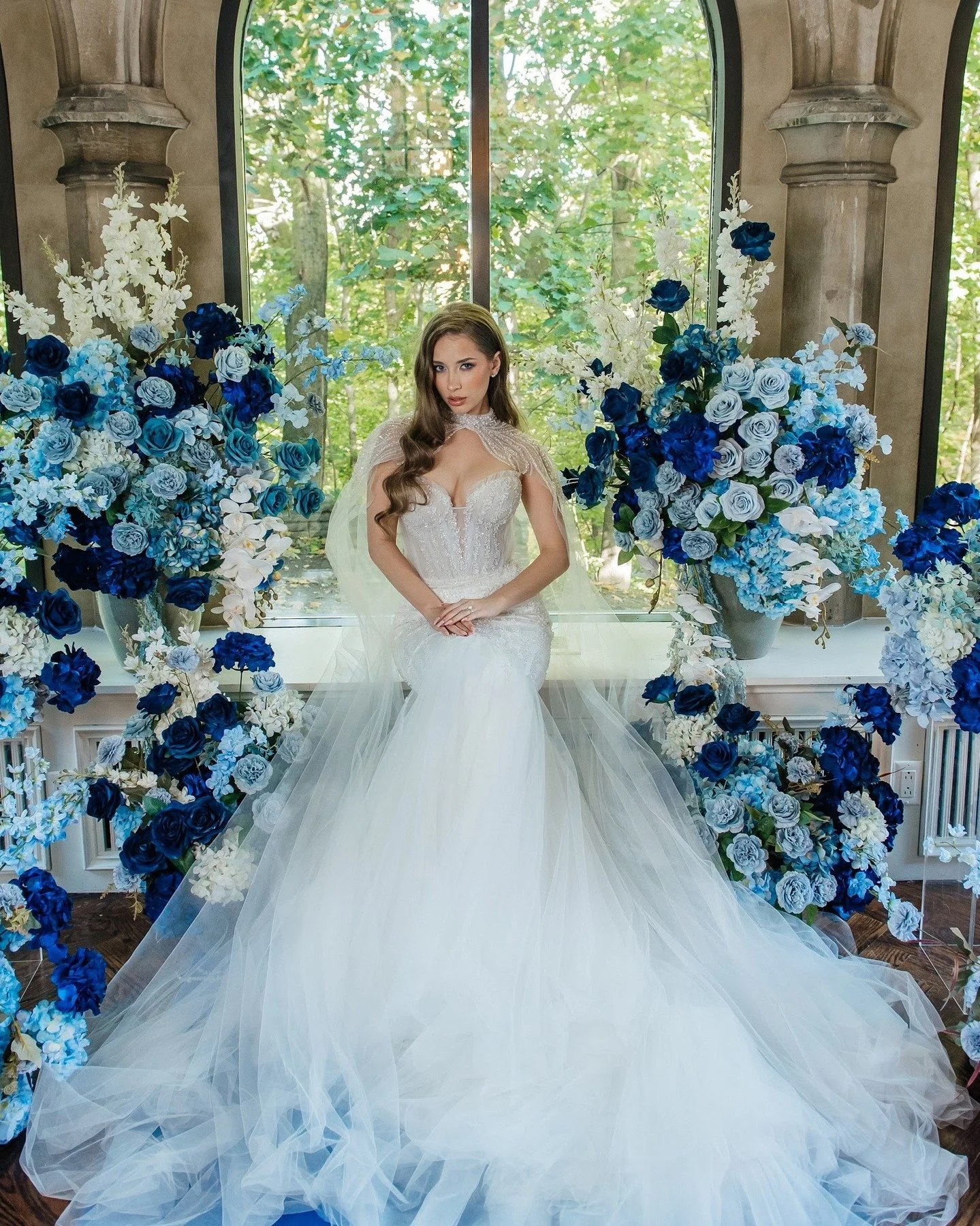Backdrop idea from our latest wedluxe feature. 

Hire professional florists on your most memorable day yet! 

Credits
PHOTOGRAPHY AND CINEMATOGRAPHY @annakrasovska_photography
PLANNING @laylanassarevents
FLORAL DESIGN @bloomberry.and.co
MAKEUP AND HA