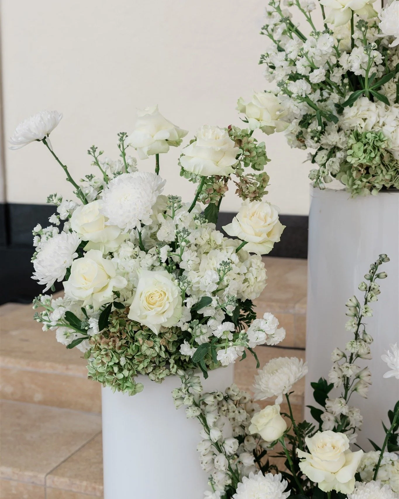 Everyone is using plinths now as backdrops. Our opinion, YES!! This is actual very functional! 

Inquire with us today. 

#florist #weddingflorist #Floristtoronto #luxuryflorist