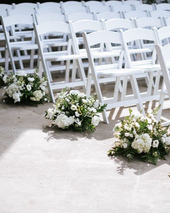 Statement pieces only.
Our floral artistry transforms venues into experiences.

Inquire through the link in bio.

#WeddingRentalsToronto #EventDesignCanada #LuxuryWeddingInspo #WeddingStyling #ElegantBride