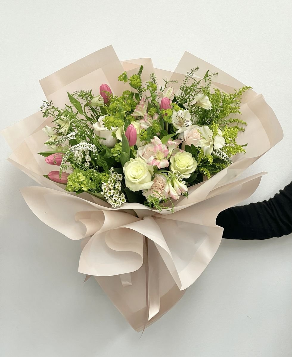 Enchanting Details Bouquet