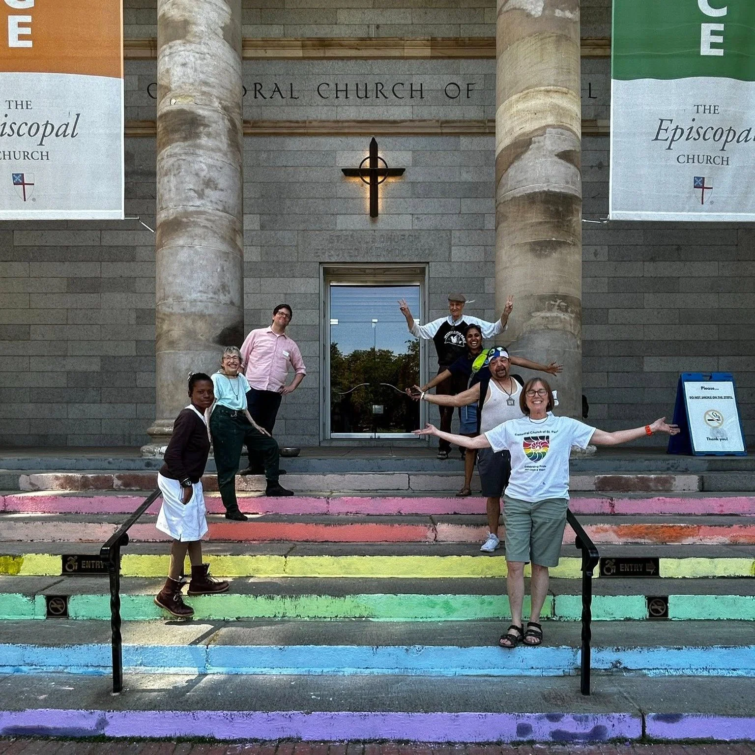 It was such a joy, celebrating Love and Pride this weekend, as part of Boston Pride for the People. Thank you to @thecrossingboston and all our volunteers - and to David Rider and others for these photos! 

#episcopaldioceseofmassachusetts #houseofpr