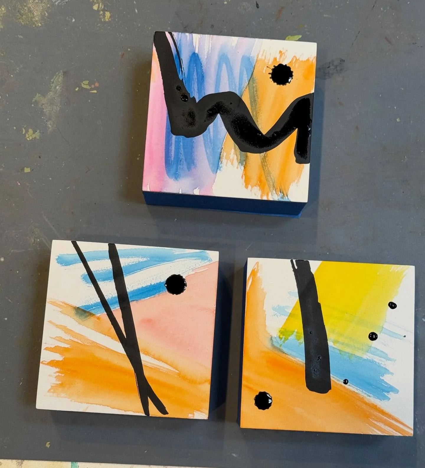 Sunday studio session 😁 Some new watercolor, ink and wax works in progress&hellip;#studiosession #artist #artinprocess #abstractart #lasvegasartist