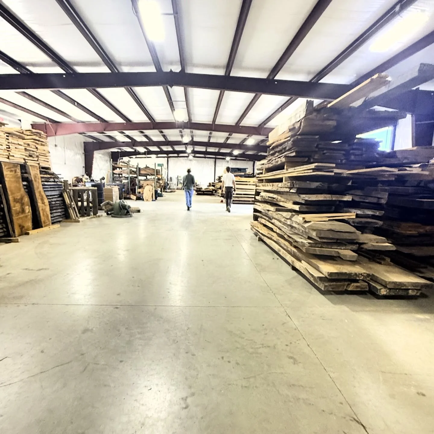 At Living Knot Lumber Company, our customers mean the world to us! 

We love meeting new faces, seeing happy customers find the perfect lumber for their projects, and watching them come back time and time again! That&rsquo;s when they become part of 