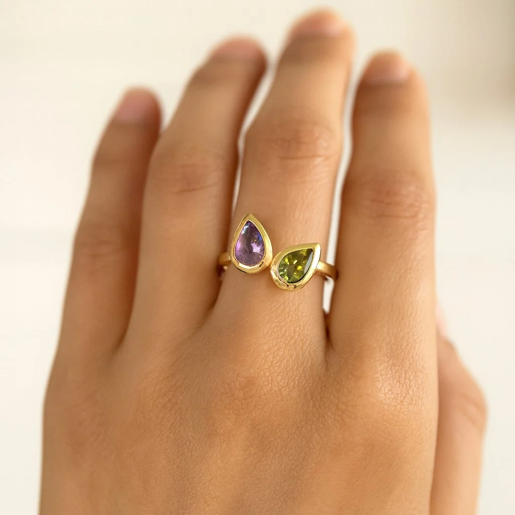Oblique Purple & green sapphire ring_uq2iet01gr_2025-11-22-17-28-31.jpg