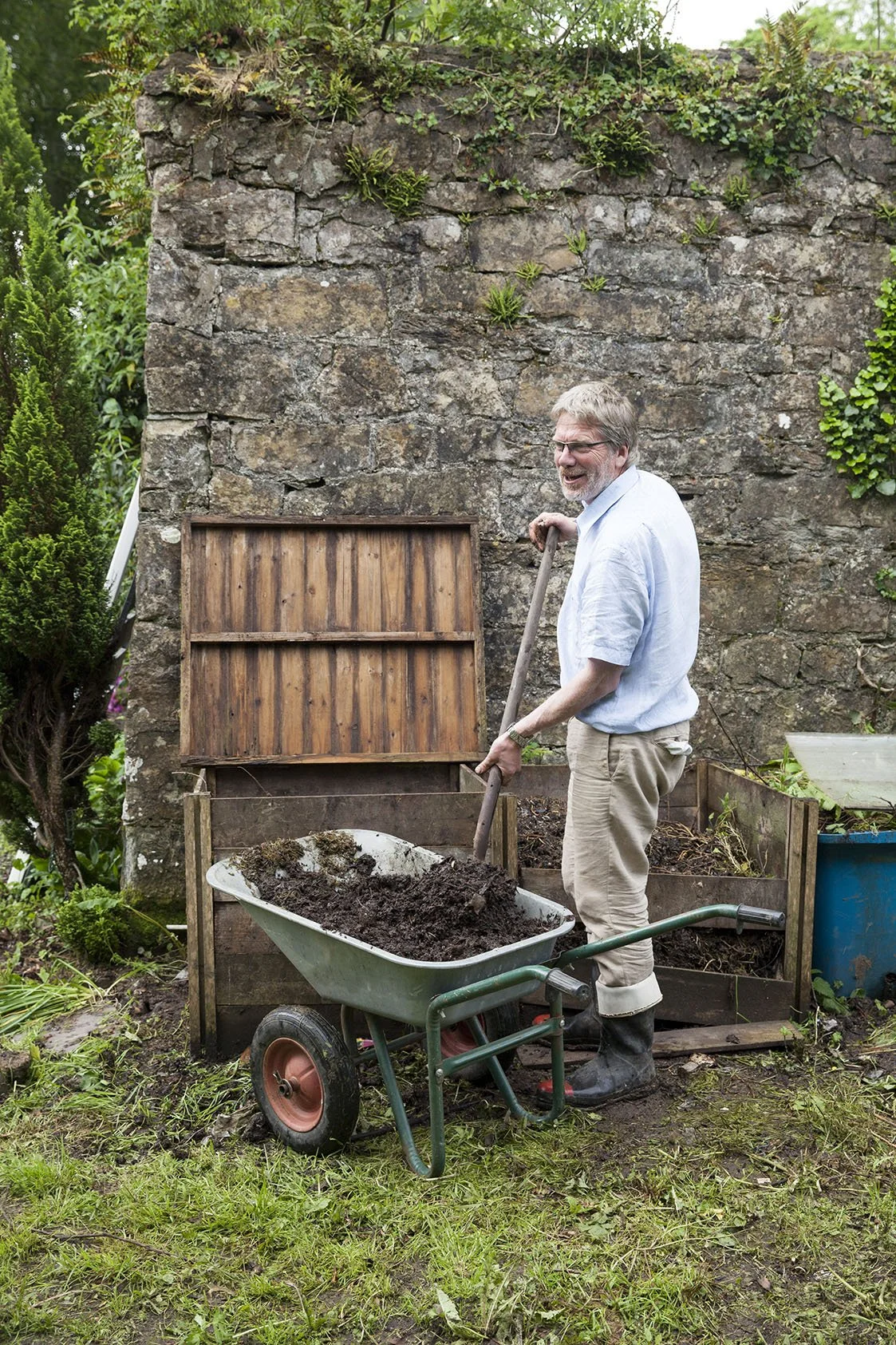 Halen Mon Walled garden.jpg