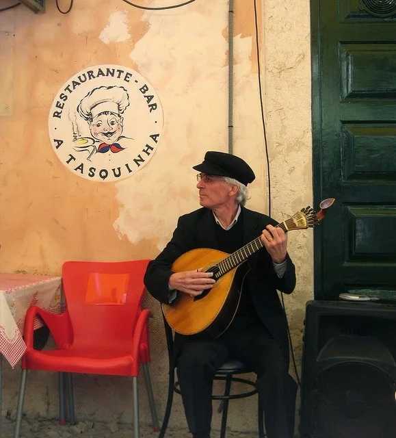 ALMA Conciergerie Lisbon Fado