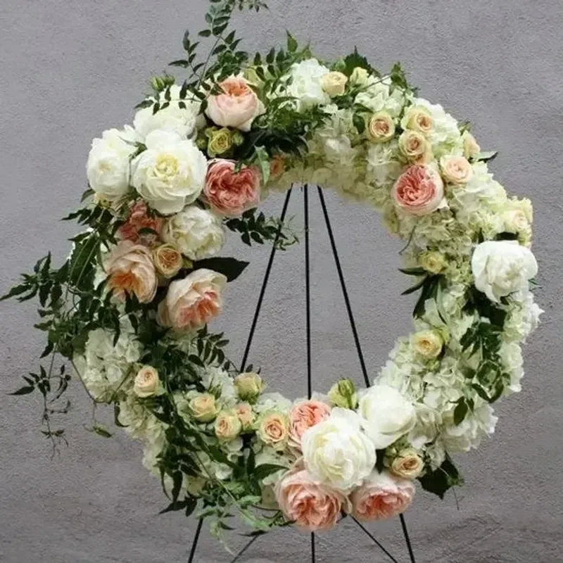 Delicate Standing Wreath