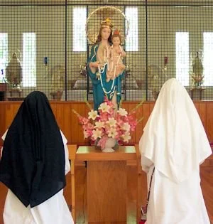 Eucharistic Adoration with Our Lady