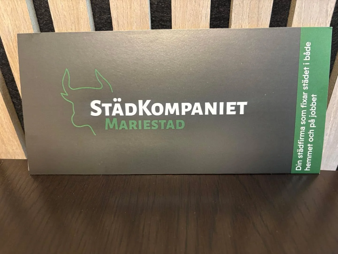 Idag firar St&auml;dkompaniet i Mariestad 2 &aring;r! 🥳 🥳 
Fr&aring;n 13 kvm till 100 kvm till snart 200 kvm, fr&aring;n en anst&auml;lld till snart 14 anst&auml;llda s&aring; forts&auml;tter vi v&aring;r resa.
Tack till alla v&aring;ra kunder och 