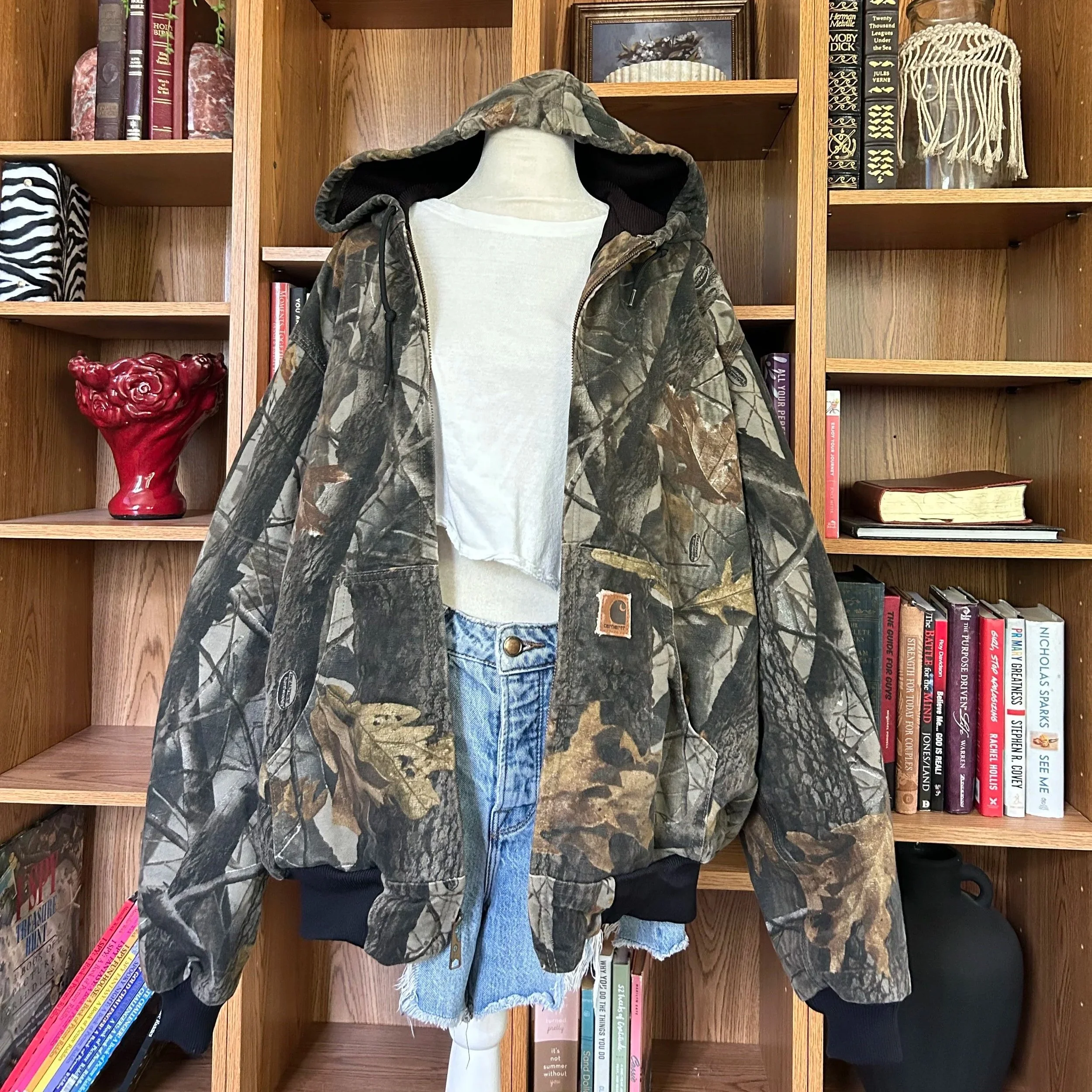 vintage camo carhartt jacket