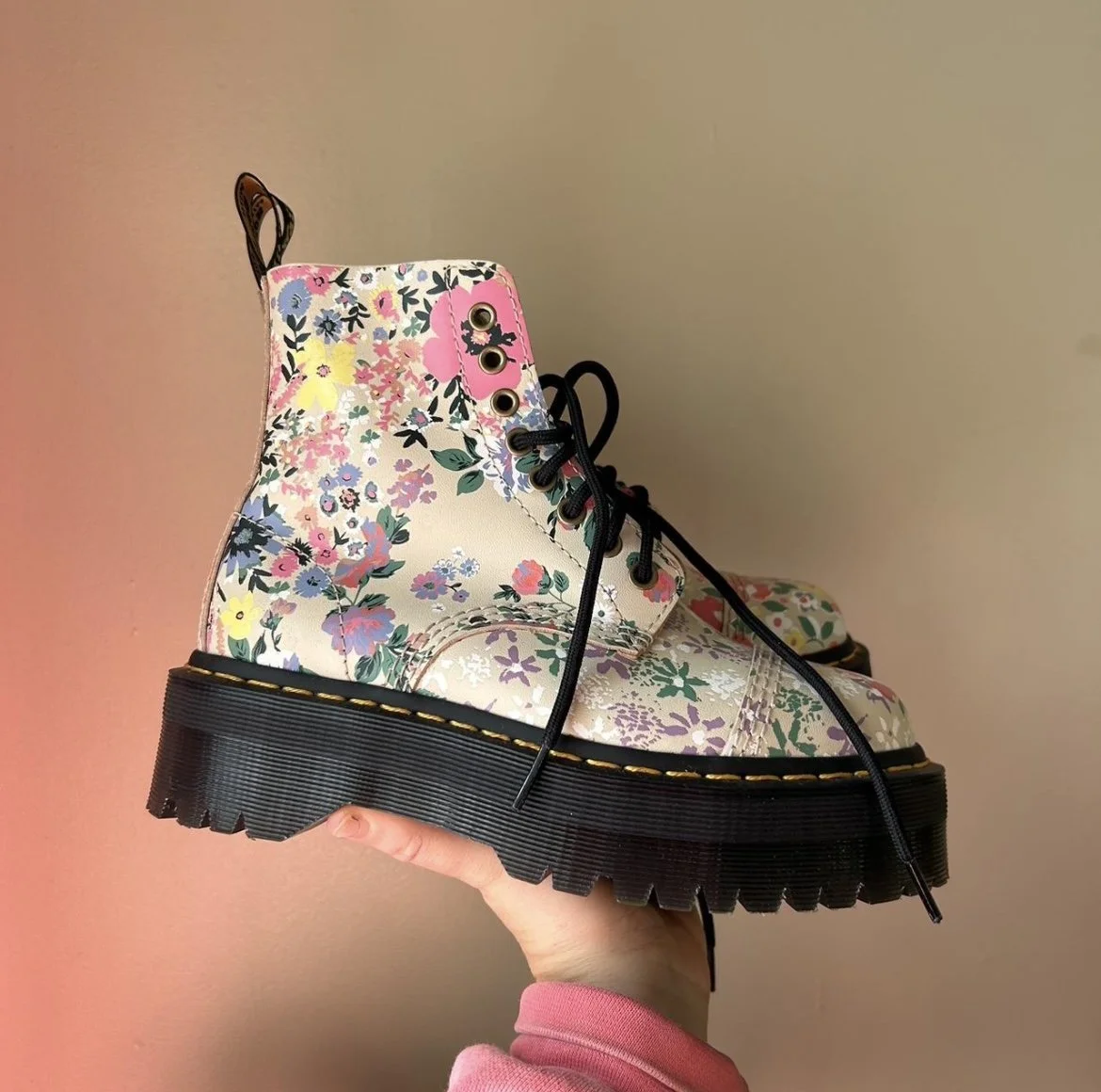 dr marten jadon platform floral boots