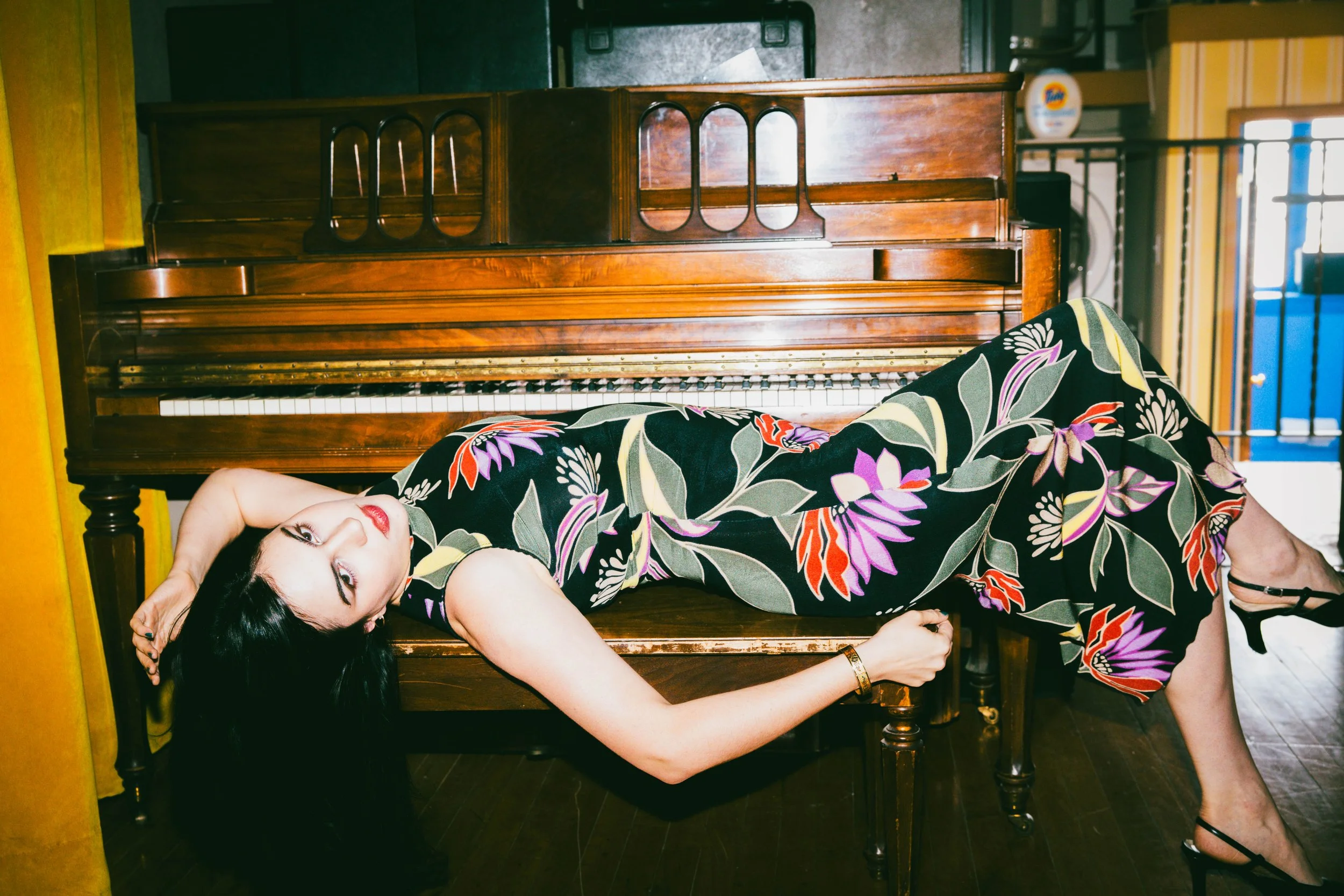 floodmag-juliacummings-danielashella-15.jpg